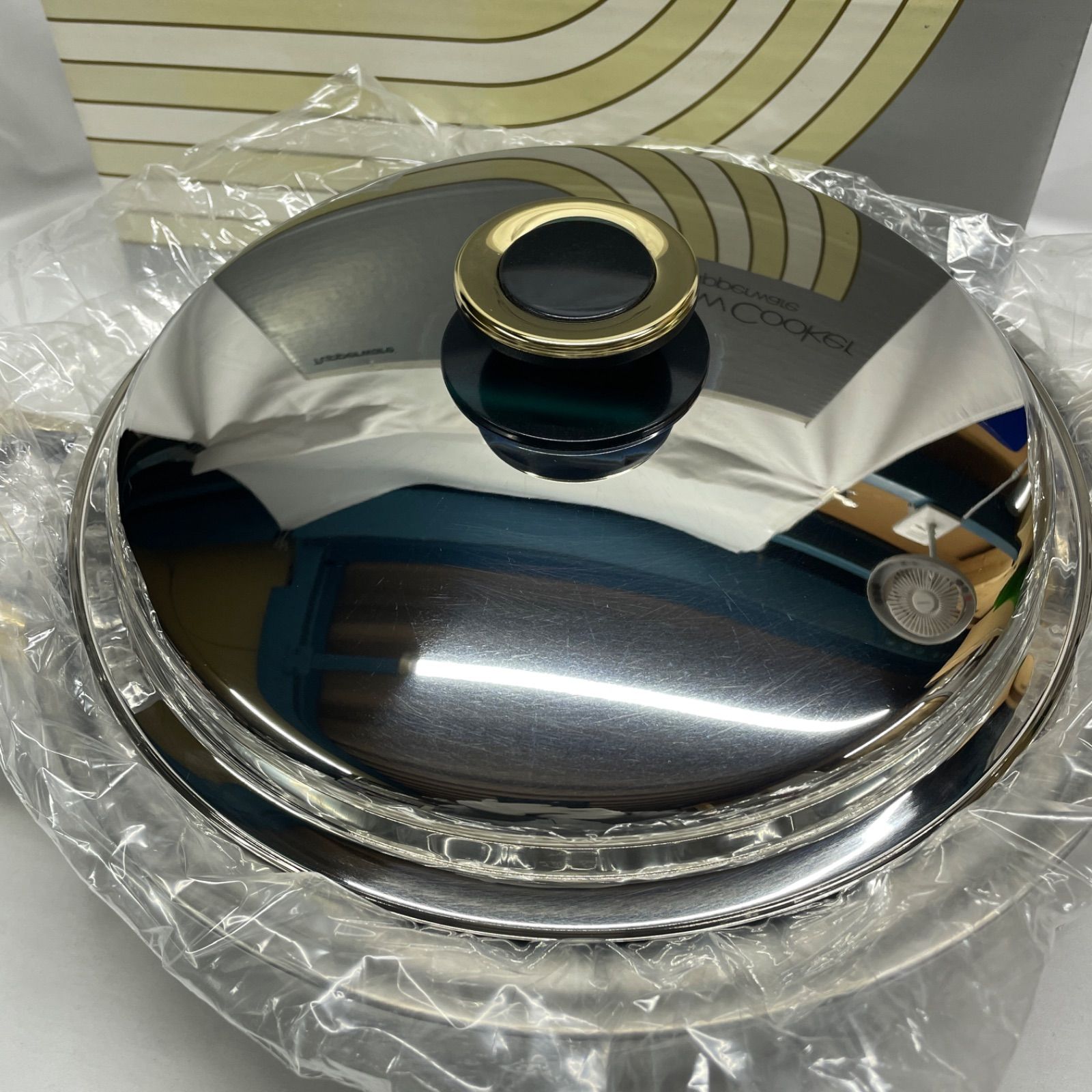 新品・未使用】Tupperware Rainbow Cooker 26cm深型 新古品