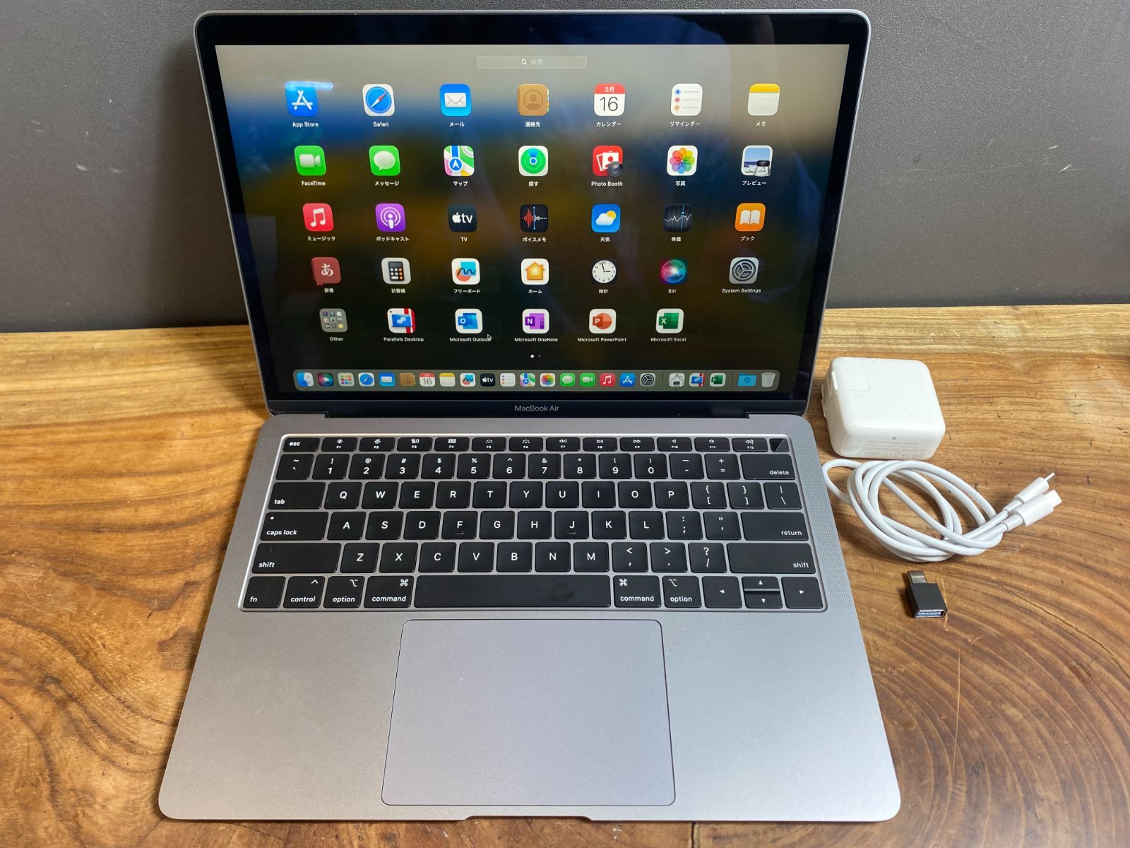 新品バッテリー/箱付き］Apple MacBook Air 13インチ 2019/ Intel Core