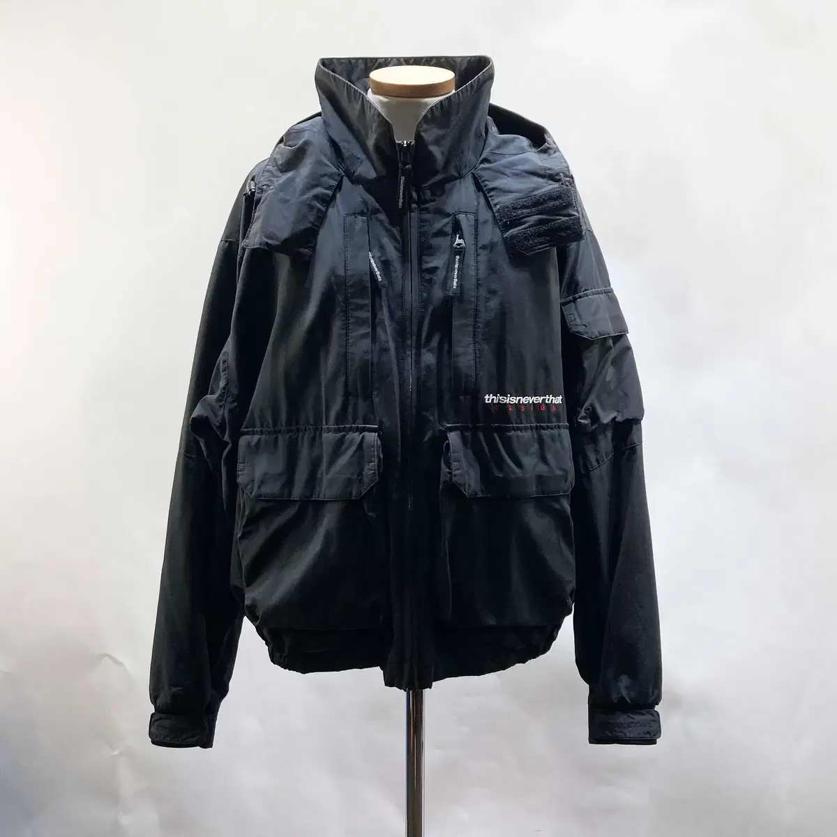 2026年最新】Thisisneverthat アノラックの人気アイテム - メルカリ