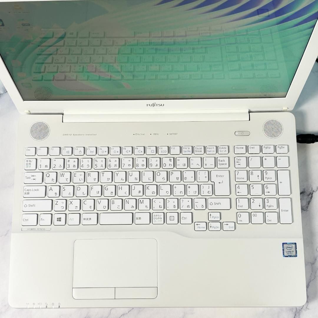 高性能☆Corei7・SSD512・8GB・Win11・ホワイト・ノートパソコン