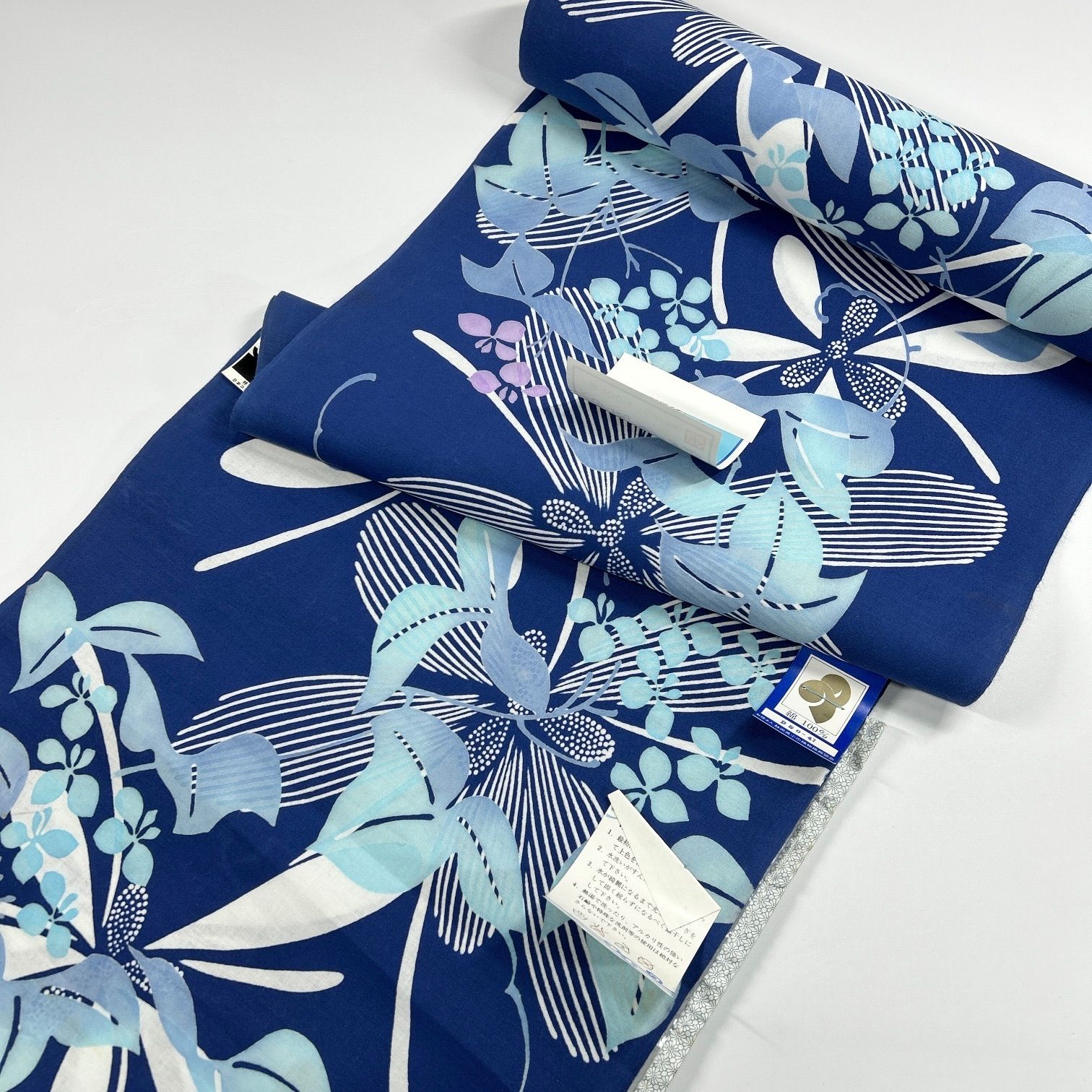 浴衣 反物 1本 綿 同梱購入歓迎 リメイク用 和裁練習用【B370】 - メルカリ