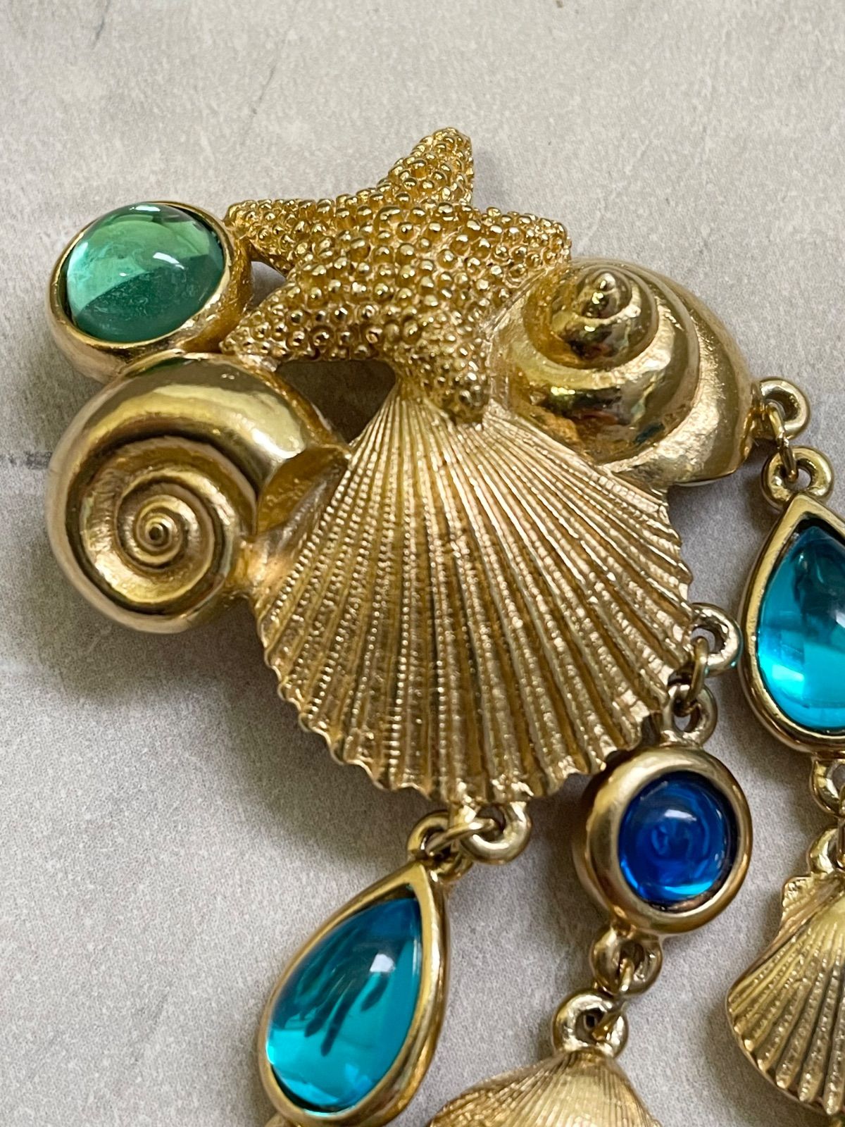 アクセサリー】TRIFARI トリファリ ヴィンテージブローチ 松本邦夫