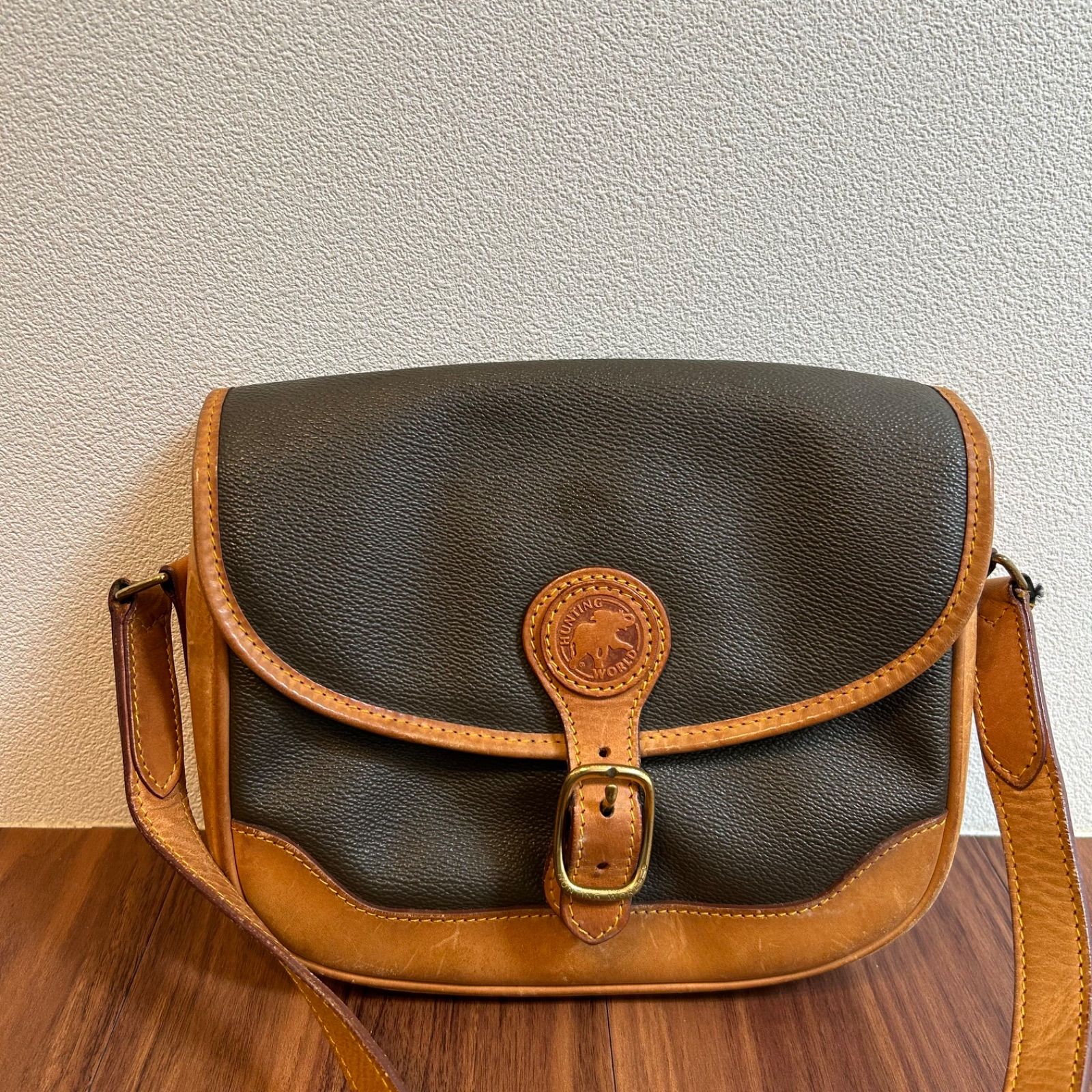 イタリア製 HUNTING WORLD ハンティングワールド ショルダーバッグ