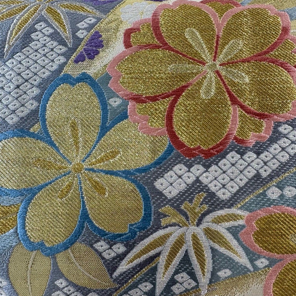 袋帯 秀品 桜 笹 金銀糸 箔 クリーム 六通 正絹 【中古】 - メルカリ