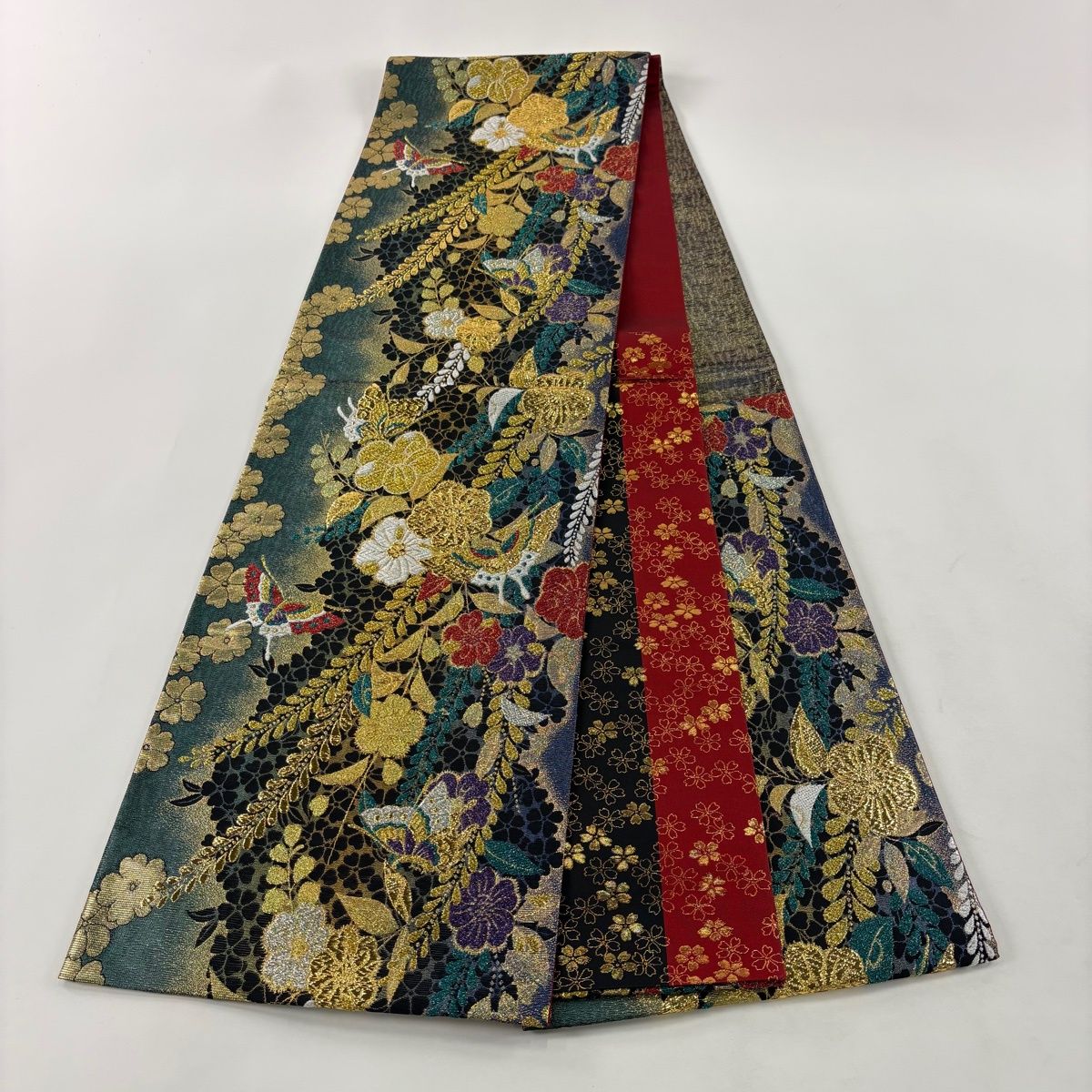美品】 袋帯 秀品 蝶 草花 金銀糸 箔 黒 六通 正絹 【中古】 - メルカリ