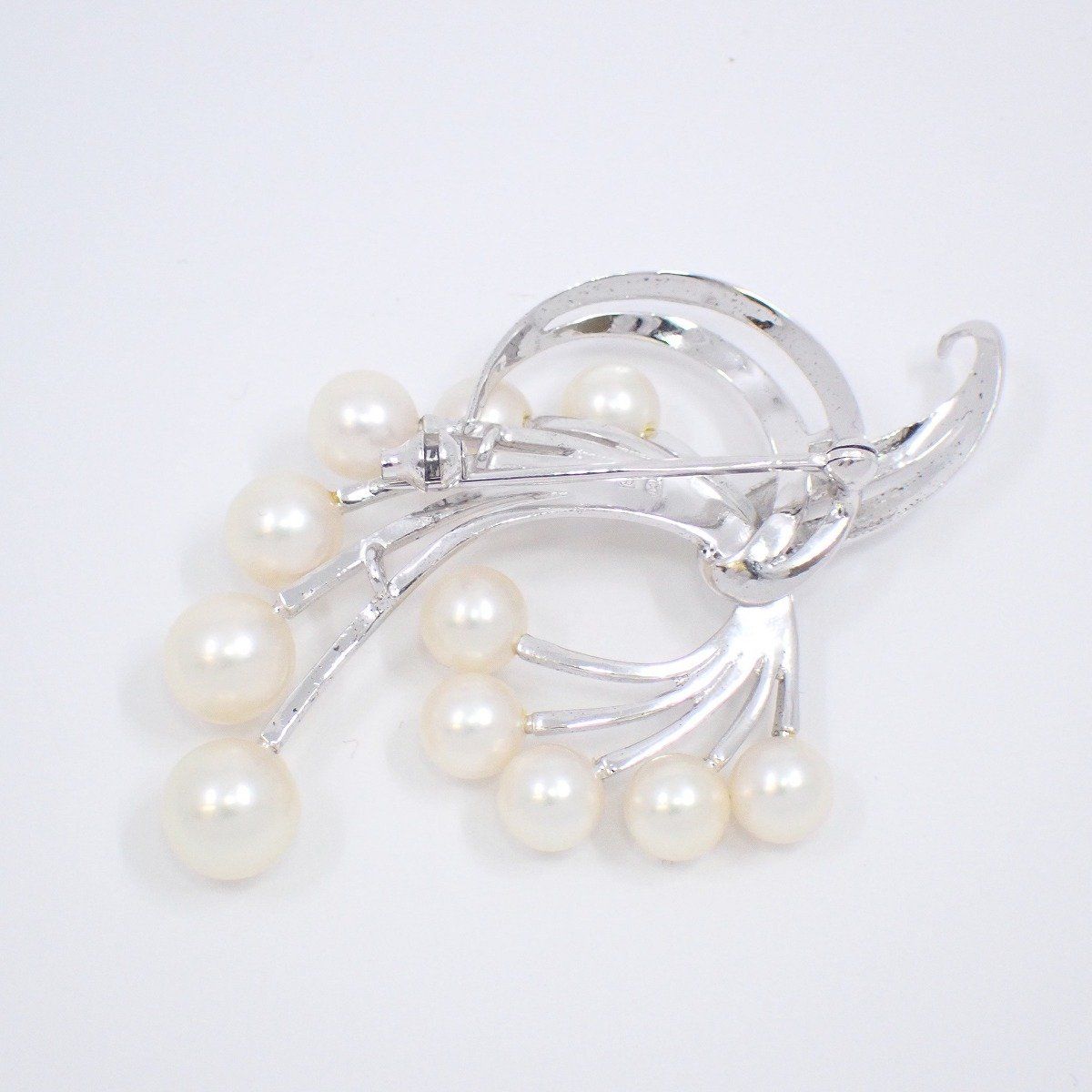 ジャンク品】MIKIMOTO ミキモト フラワーモチーフ ブローチ シルバー