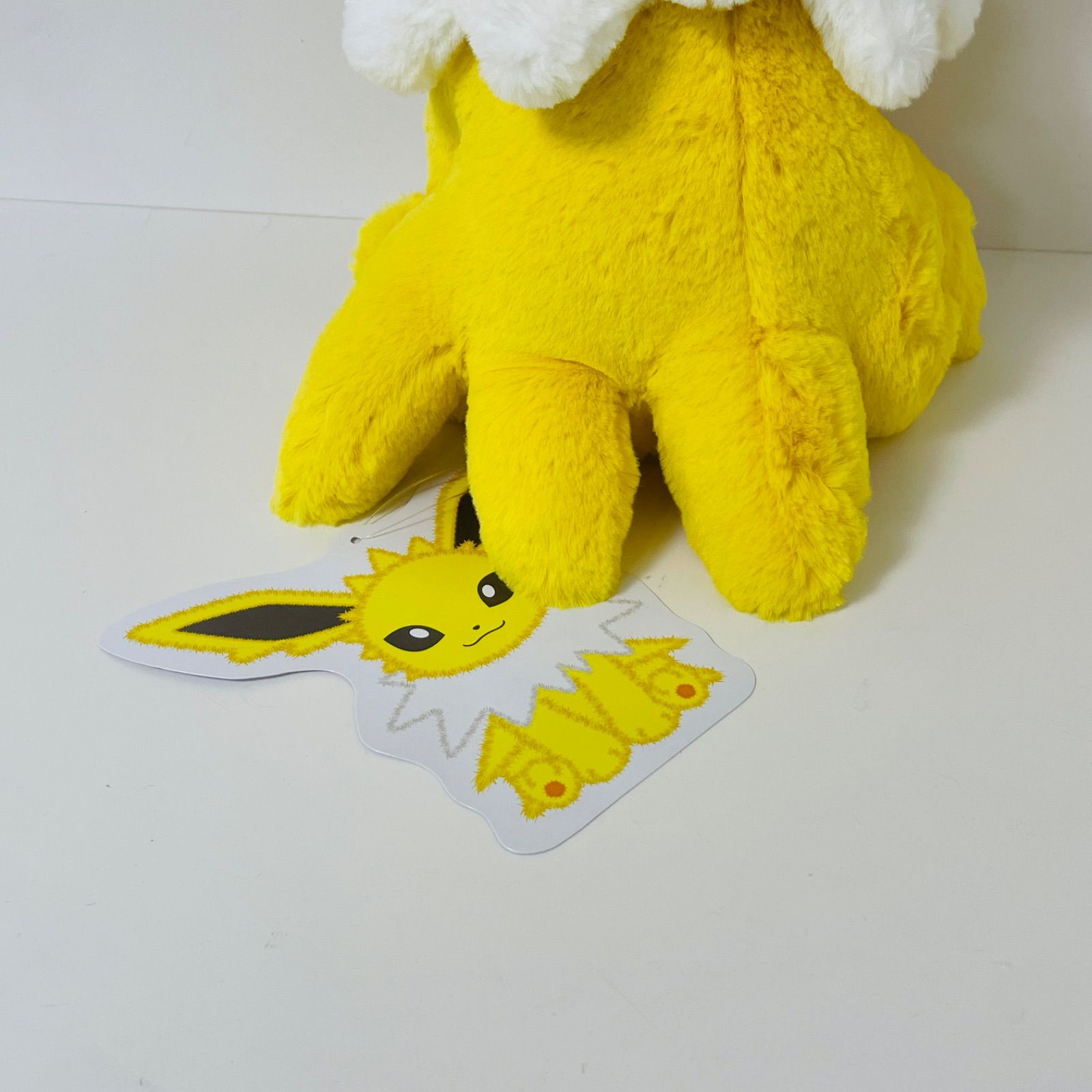 新品】ポケモン ふわふわ抱きぬいぐるみ サンダース ポケモンセンター