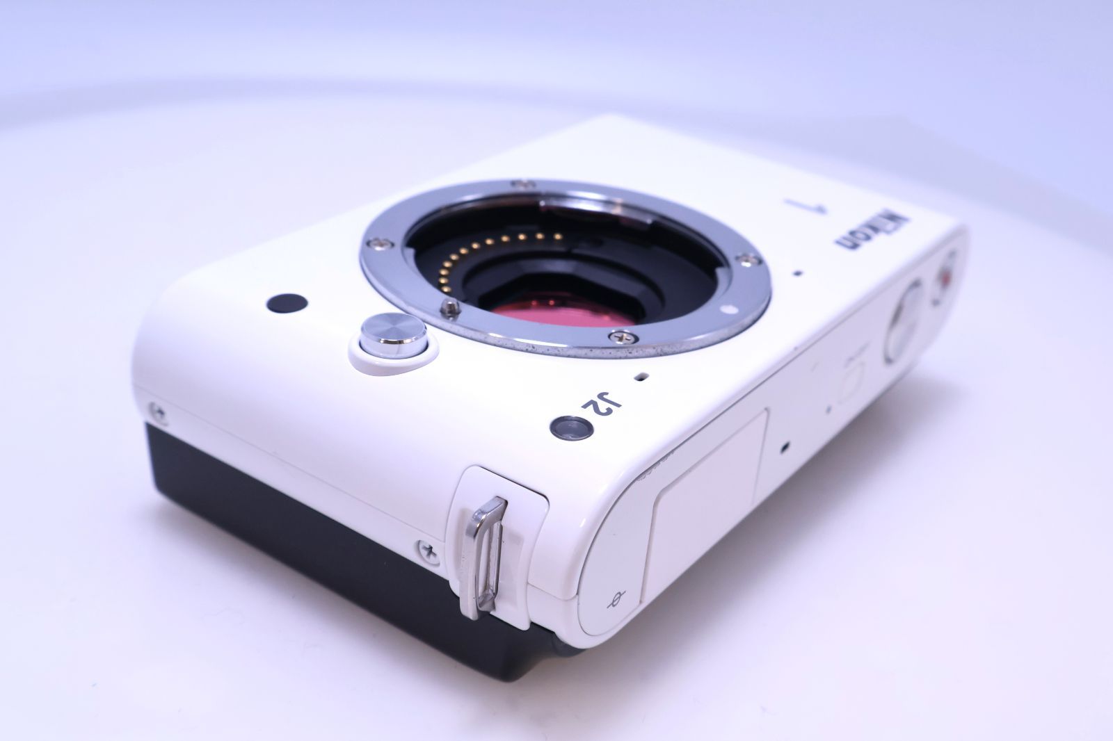 美品】Nikon Nikon 1 J2 ボディー ホワイト N1J2WH ミラーレス一眼
