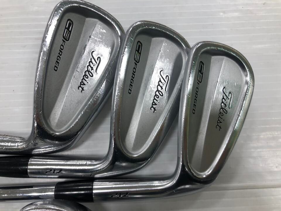 タイトリスト CB 712 ダイナミックゴールド S200フレックス アイアン