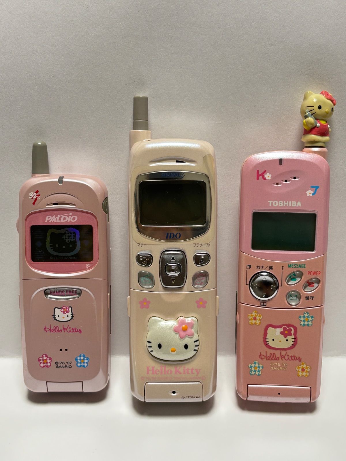 激レア 希少 当時物 HELLO KITTY ハローキティ PHS ガラケー TOSHIBA