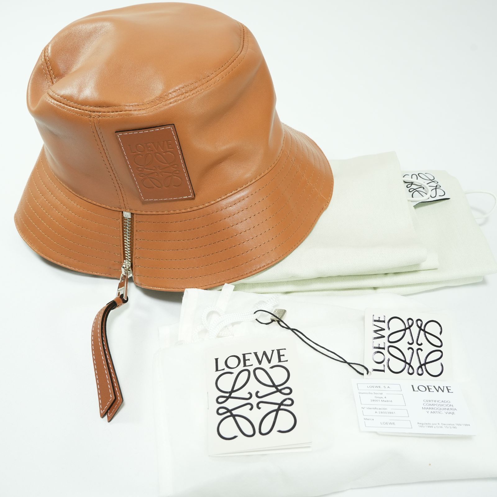 新品未使用 ロエベ LOEWE アナグラム ラム レザー ロゴデザイン