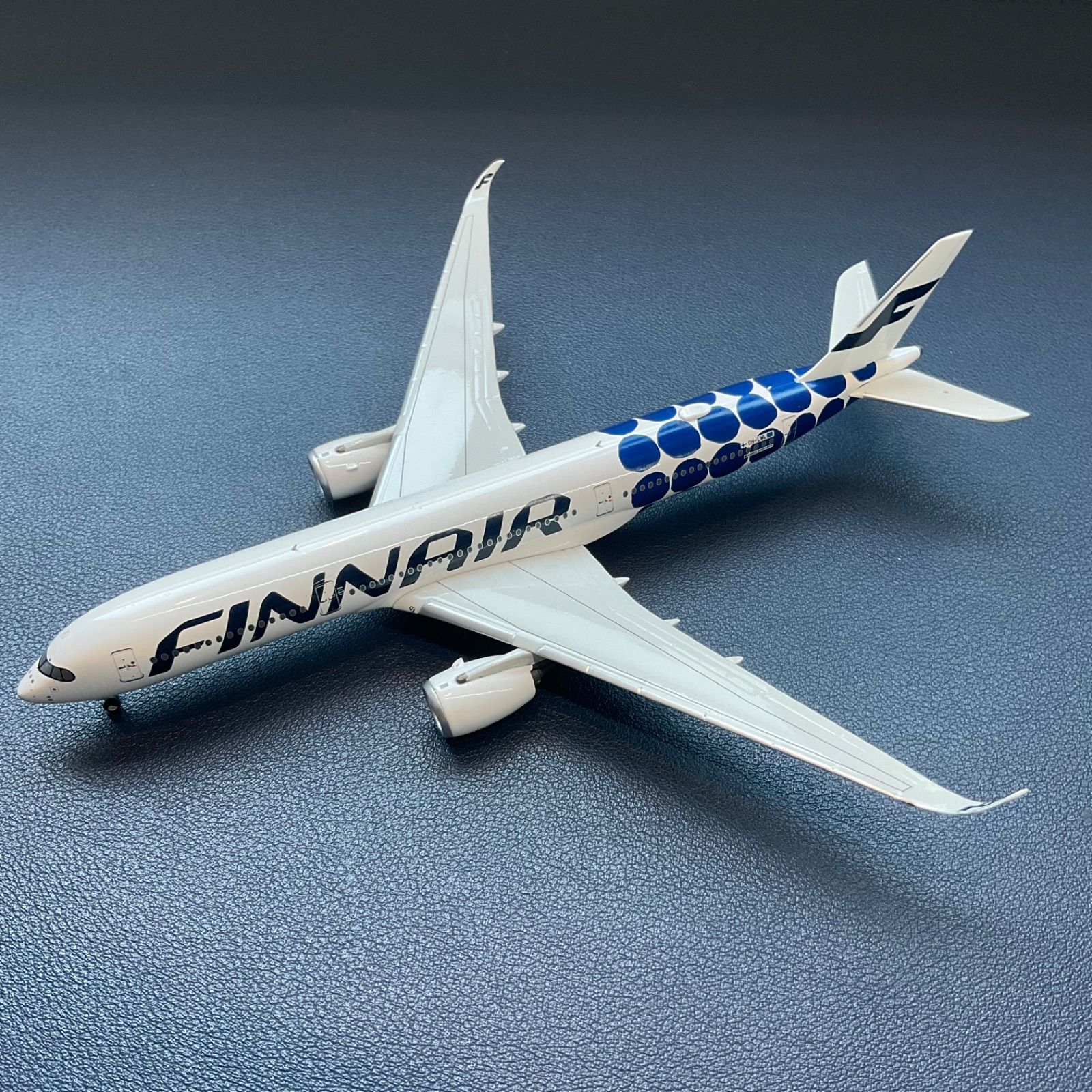 FINNAIR フィンランド航空 モデルプレーン A350-900 KIVET FINNAIR
