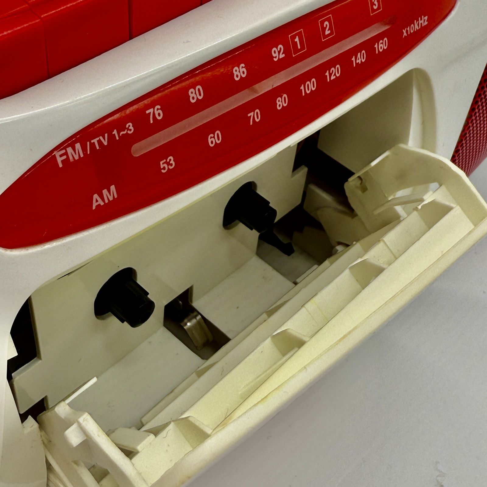 希少品】ハローキティ モノラル ラジオカセットレコーダー RM-190KT（W