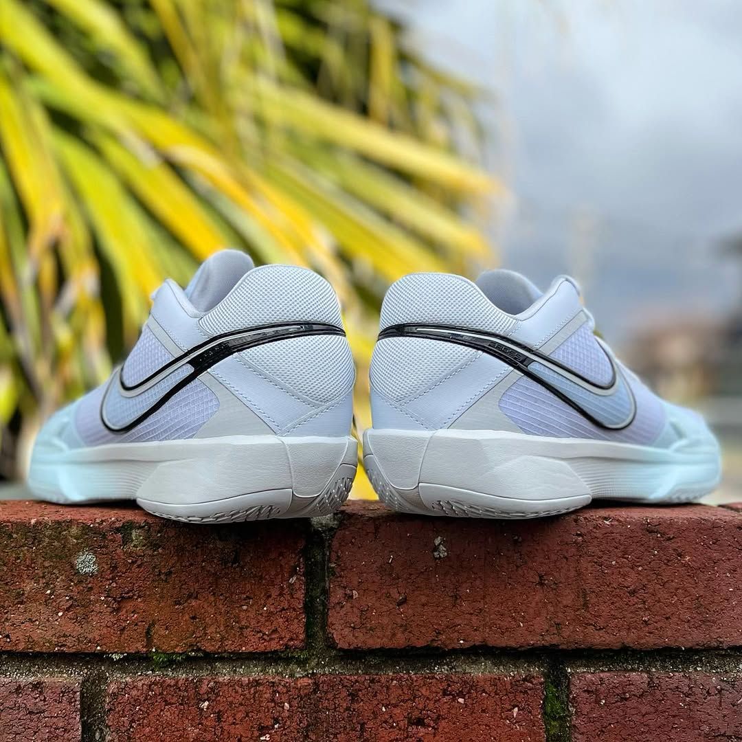 NIKE AIR ZOOM G.T. CUT CROSS ナイキ エア ズーム GT カット クロス