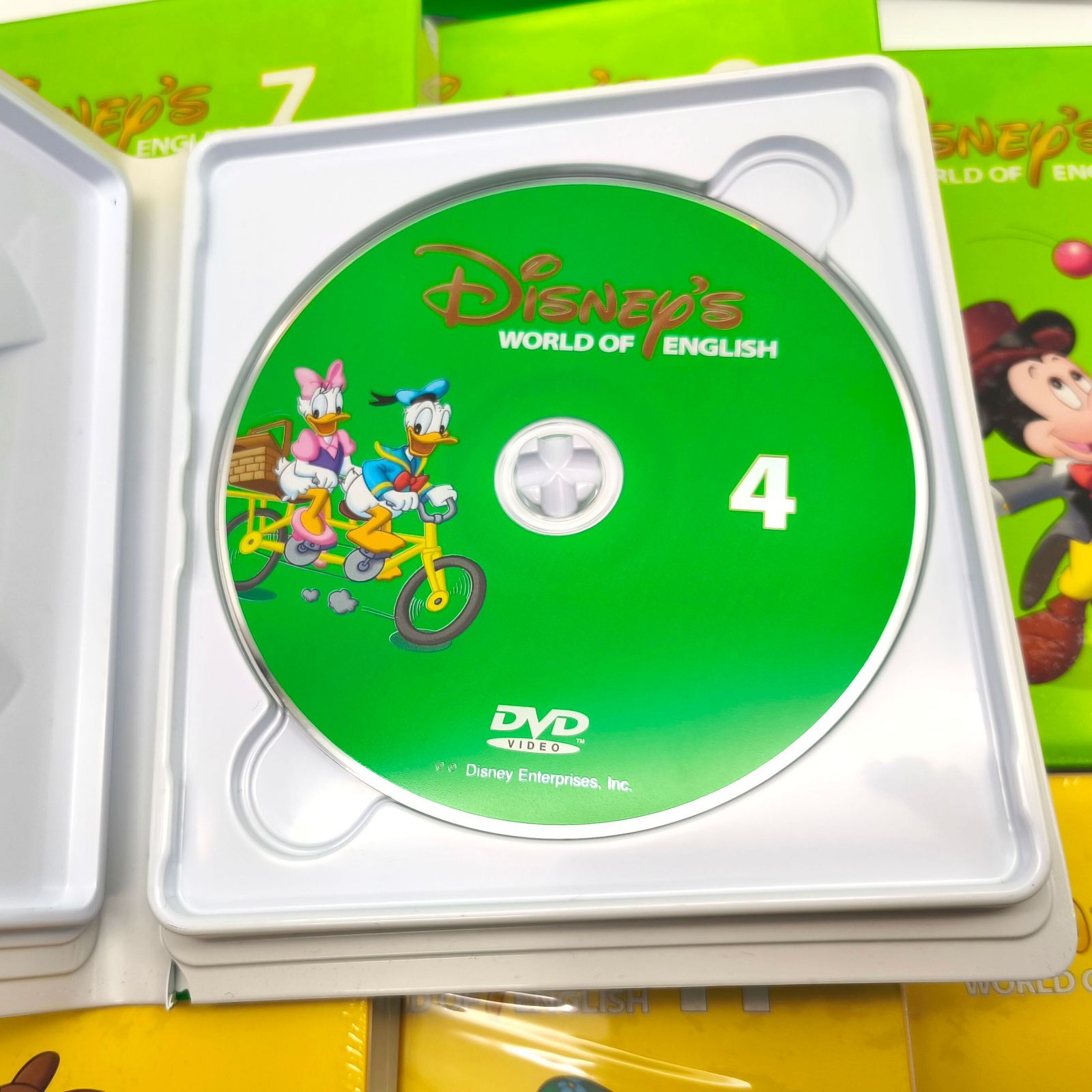 ディズニー英語システム・Disney World English・DWE・Story and Songs