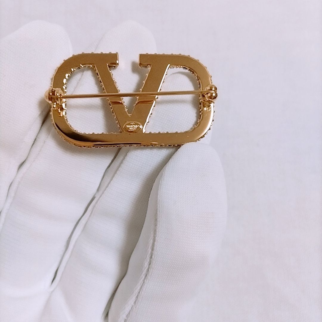 新品未使用】VALENTINO Vロゴ シグネチャー クリスタル メタル