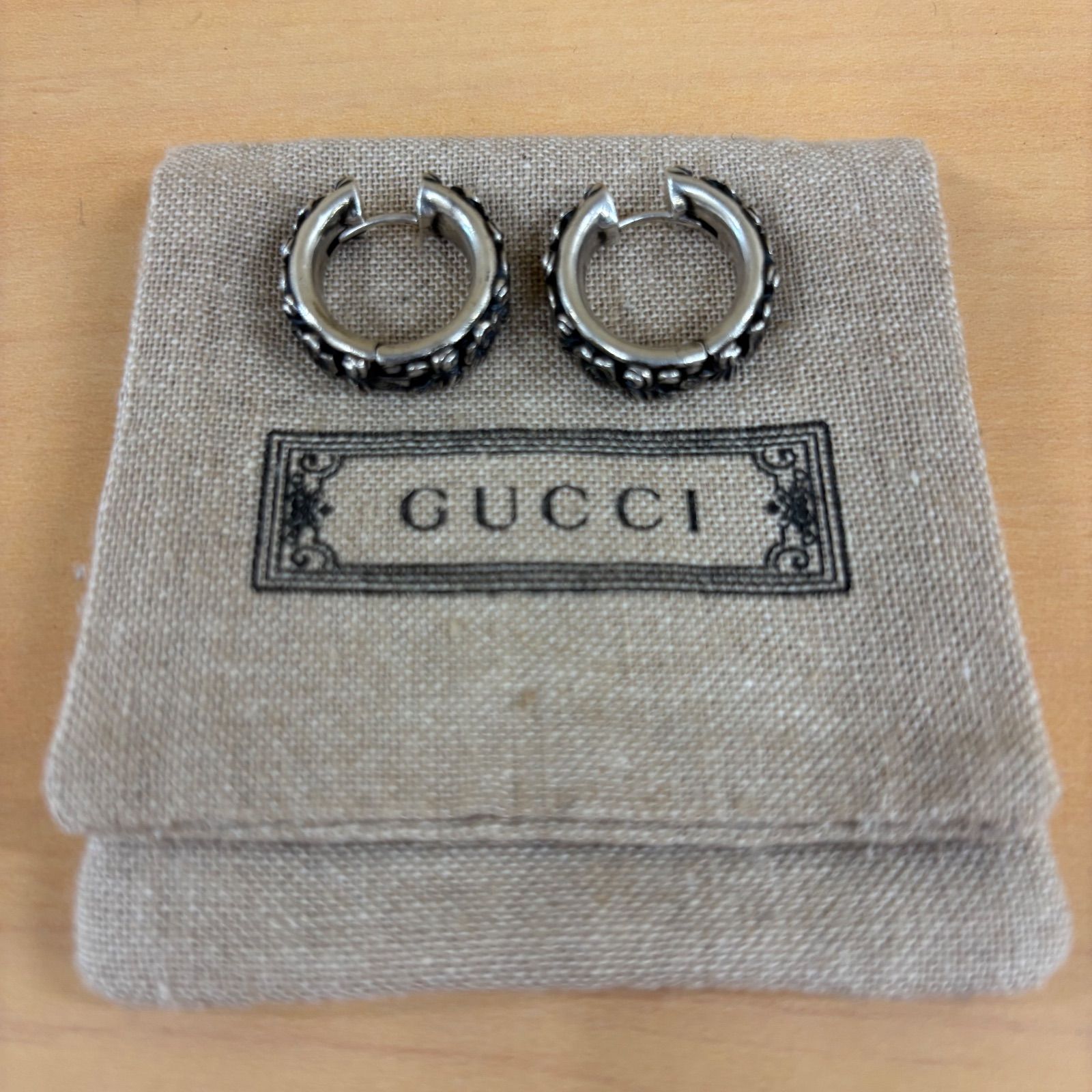 ◎GUCCI グッチ フラワー装飾ピアス フープピアス GG ペア シルバー