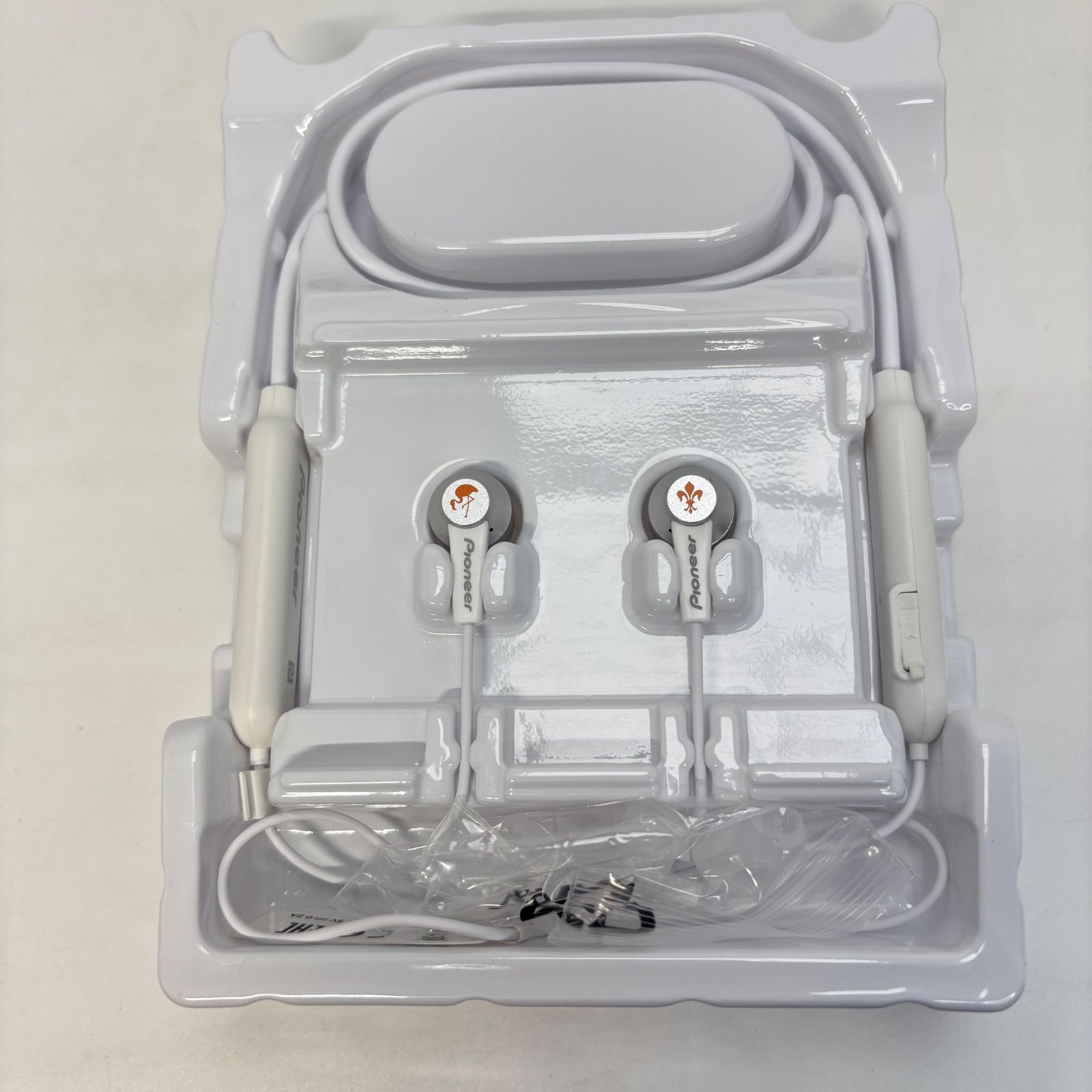 新品】十王院カケル コラボワイヤレスイヤホン Pioneer製 新品・開封