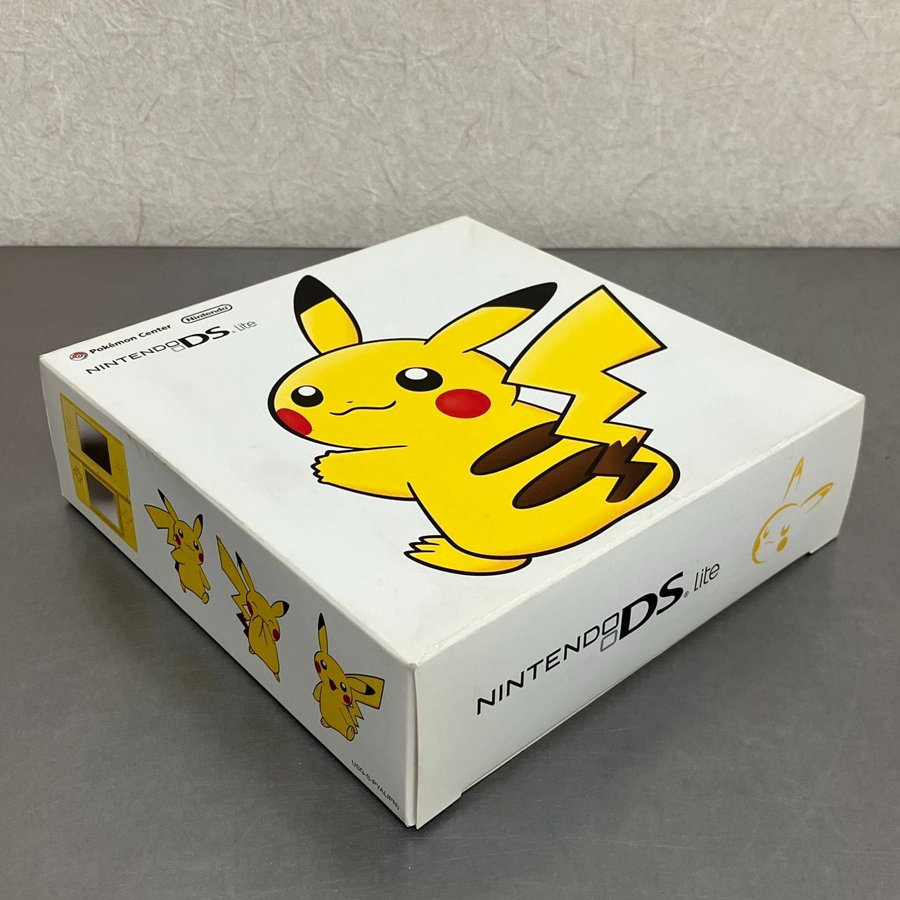 ポケモンセンター ニンテンドー DS Lite ピカチュウ エディション