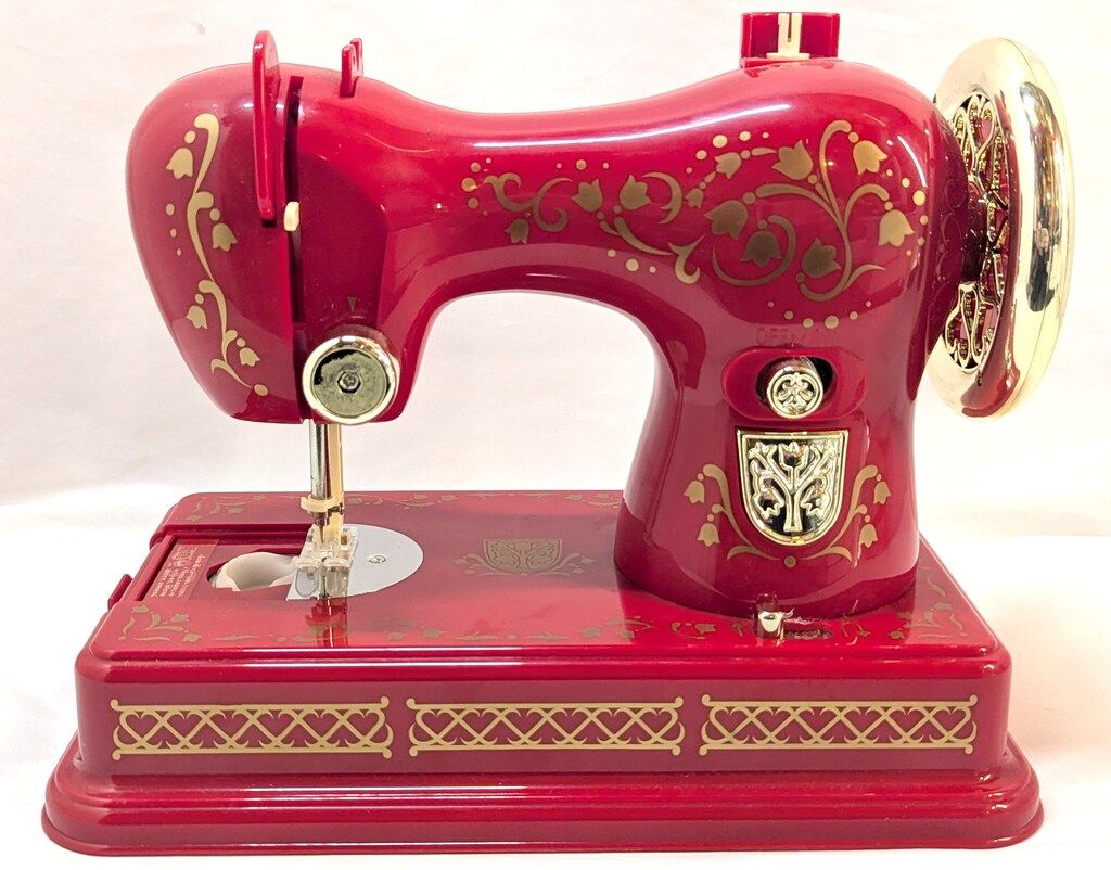 バンダイ 明日のナージャ アンティークミシン - メルカリ