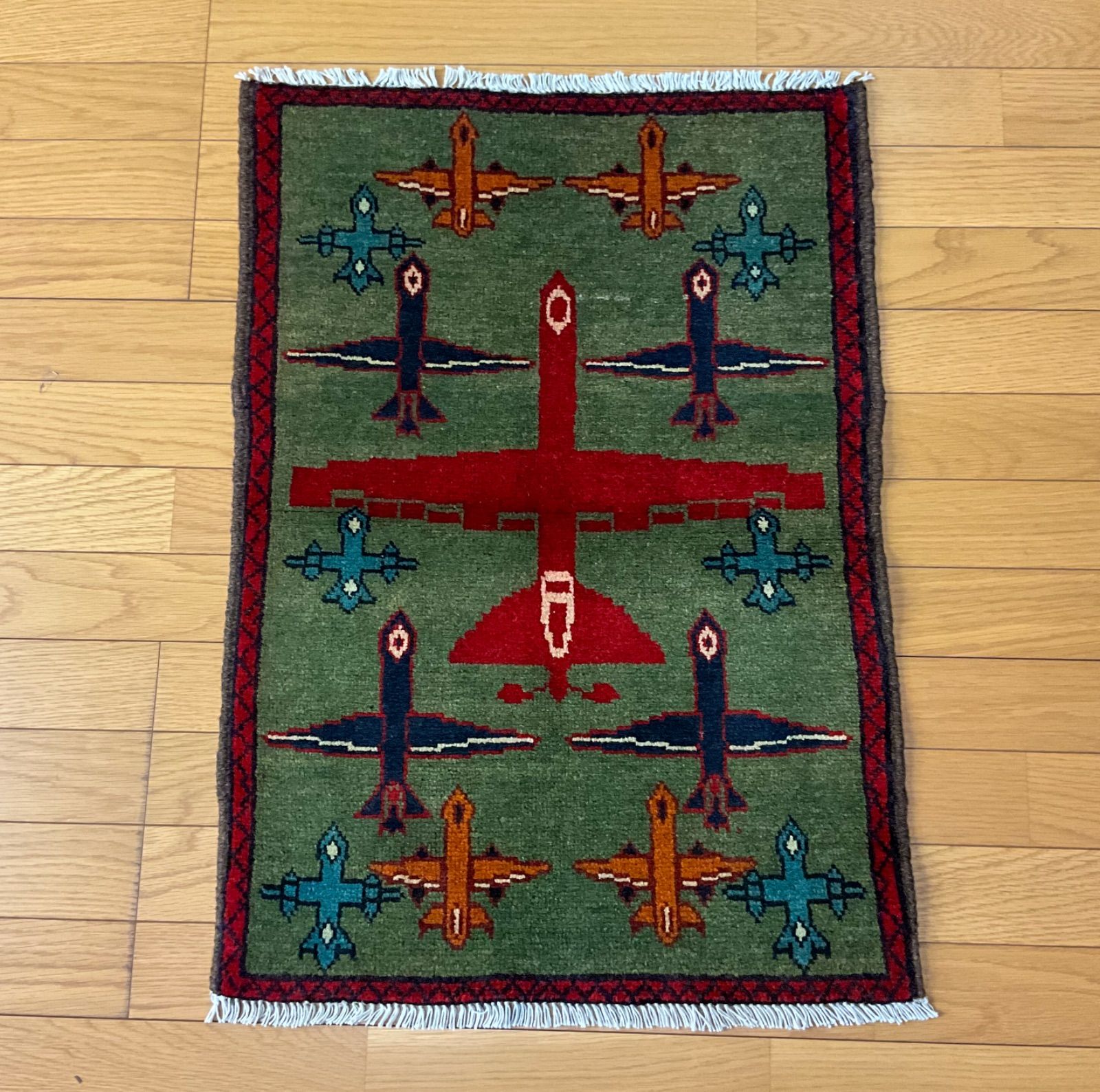 115×72アフガニスタントルクメン手織りヴィンテージラグギュル文様 115