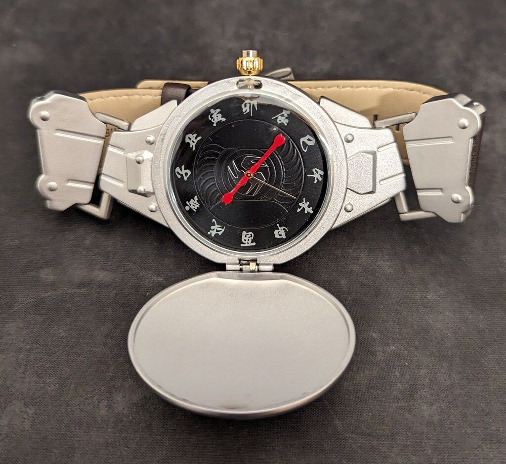 バンダイ 仮面ライダー響鬼 音撃鼓装備帯 変身!腕時計 - メルカリ