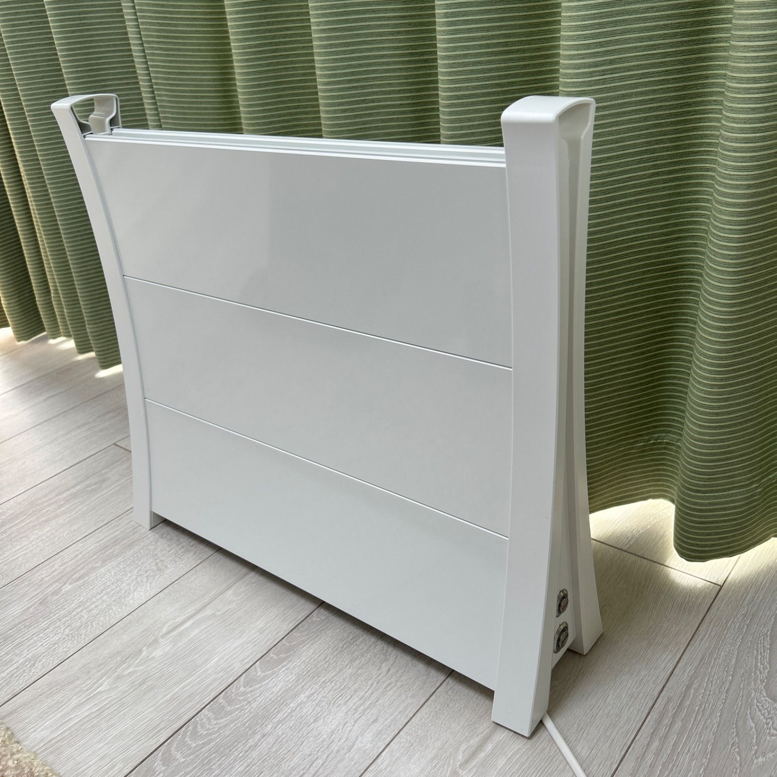 アルミパネルヒーター icoro i-500WH ホワイト - メルカリ