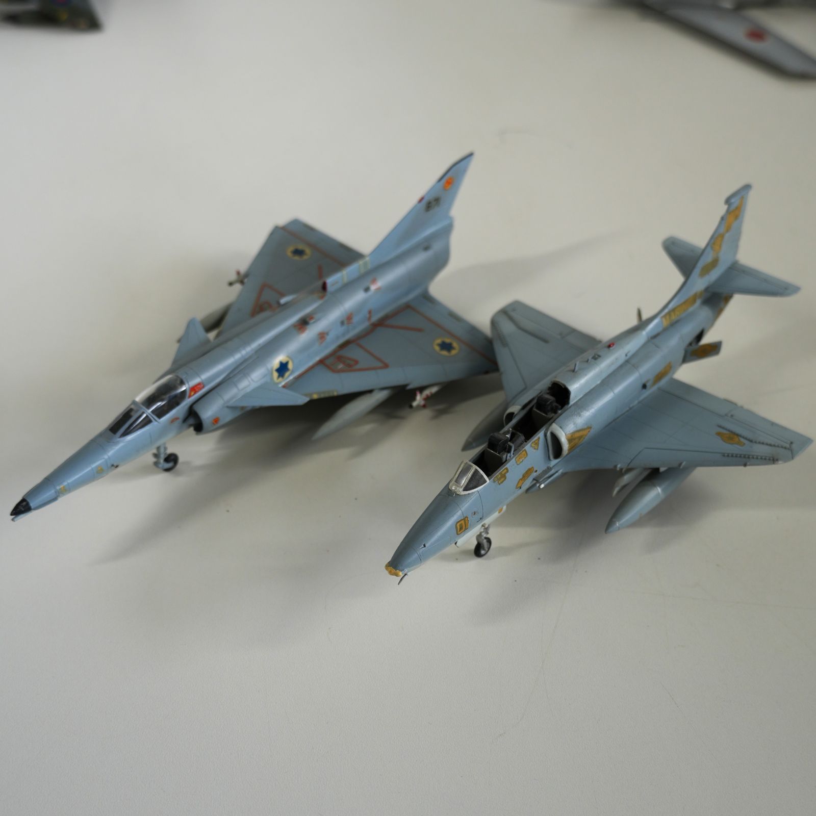 IM] ジャンク品 戦闘機 組立済 プラモデル 9点セット - メルカリ