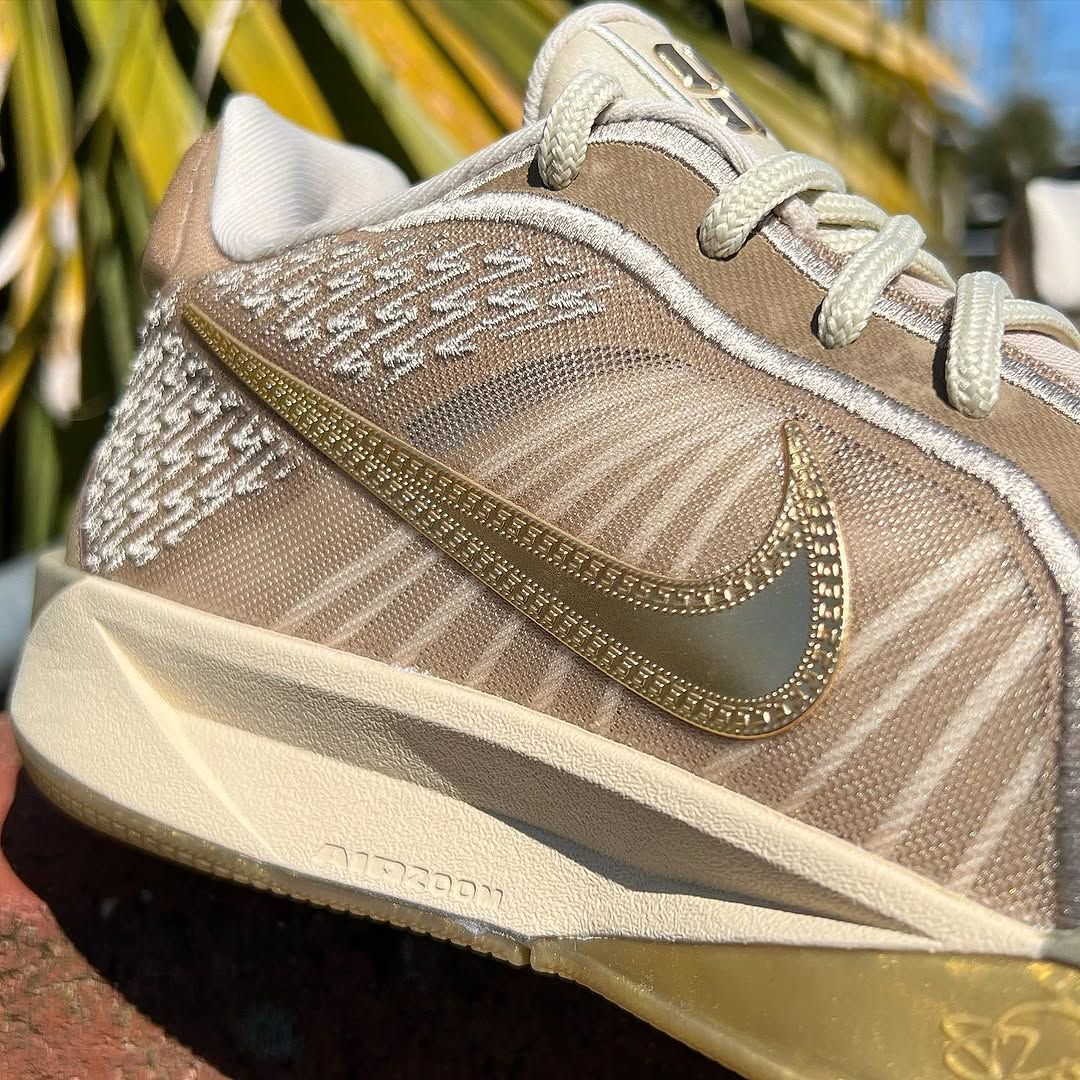 NIKE SABRINA 2 EP 'STRONGER THAN GOLD' 'MENS SIZE' ナイキ サブリナ