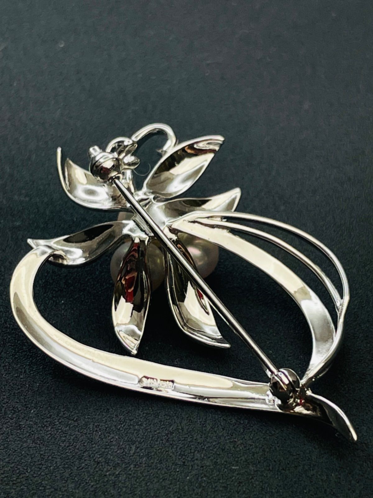 美品 アコヤ本真珠パール5.7-5.8mm ブローチ 花モチーフ シルバー 金具