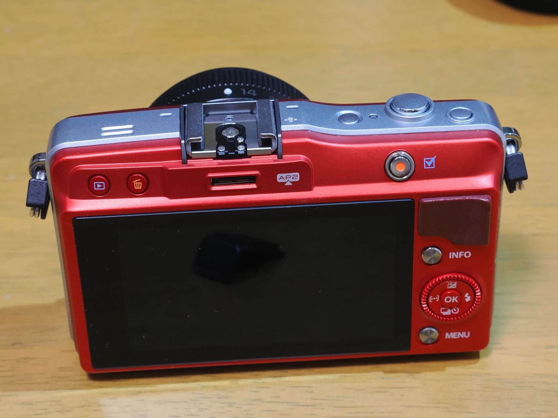 OLYMPUS PEN Mini E-PM2｜tiger3