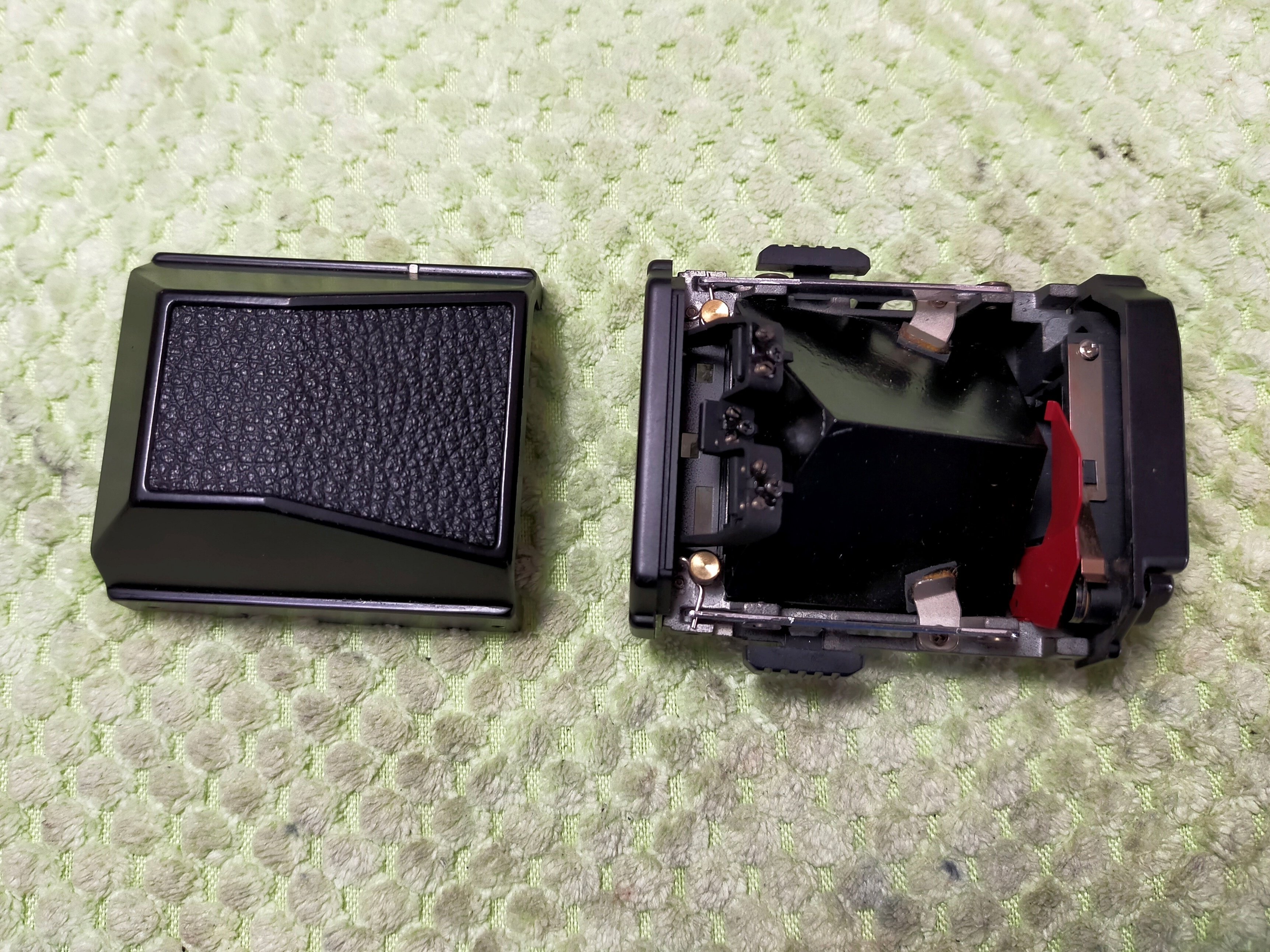 Nikon F3、F3HPのファインダー清掃｜フィルムカメラ修理のアクアカメラ