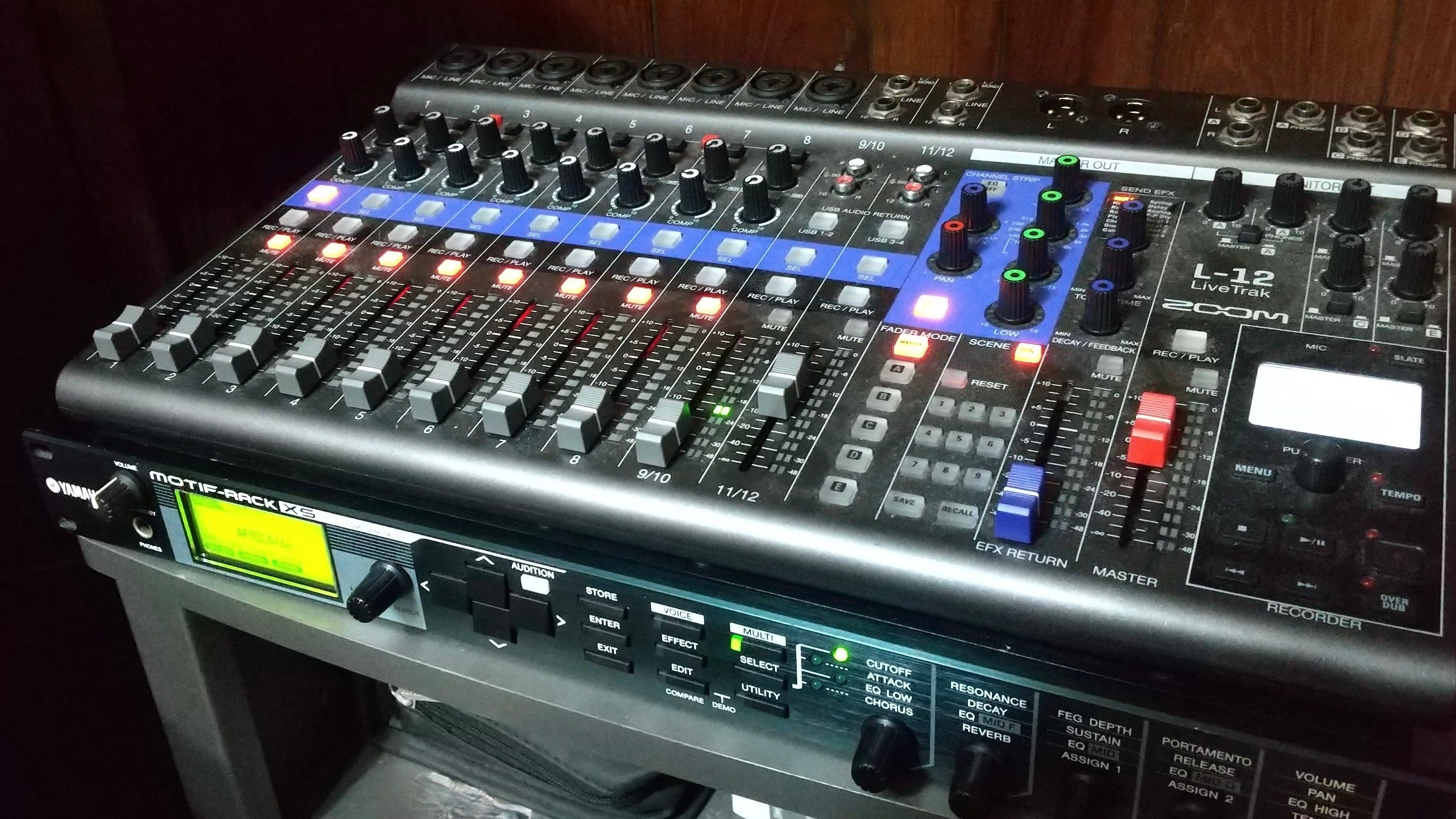 夏の作曲＆宅REC講座15〜LogicでYAMAHAの外部音源MOTIF-RACK XSを