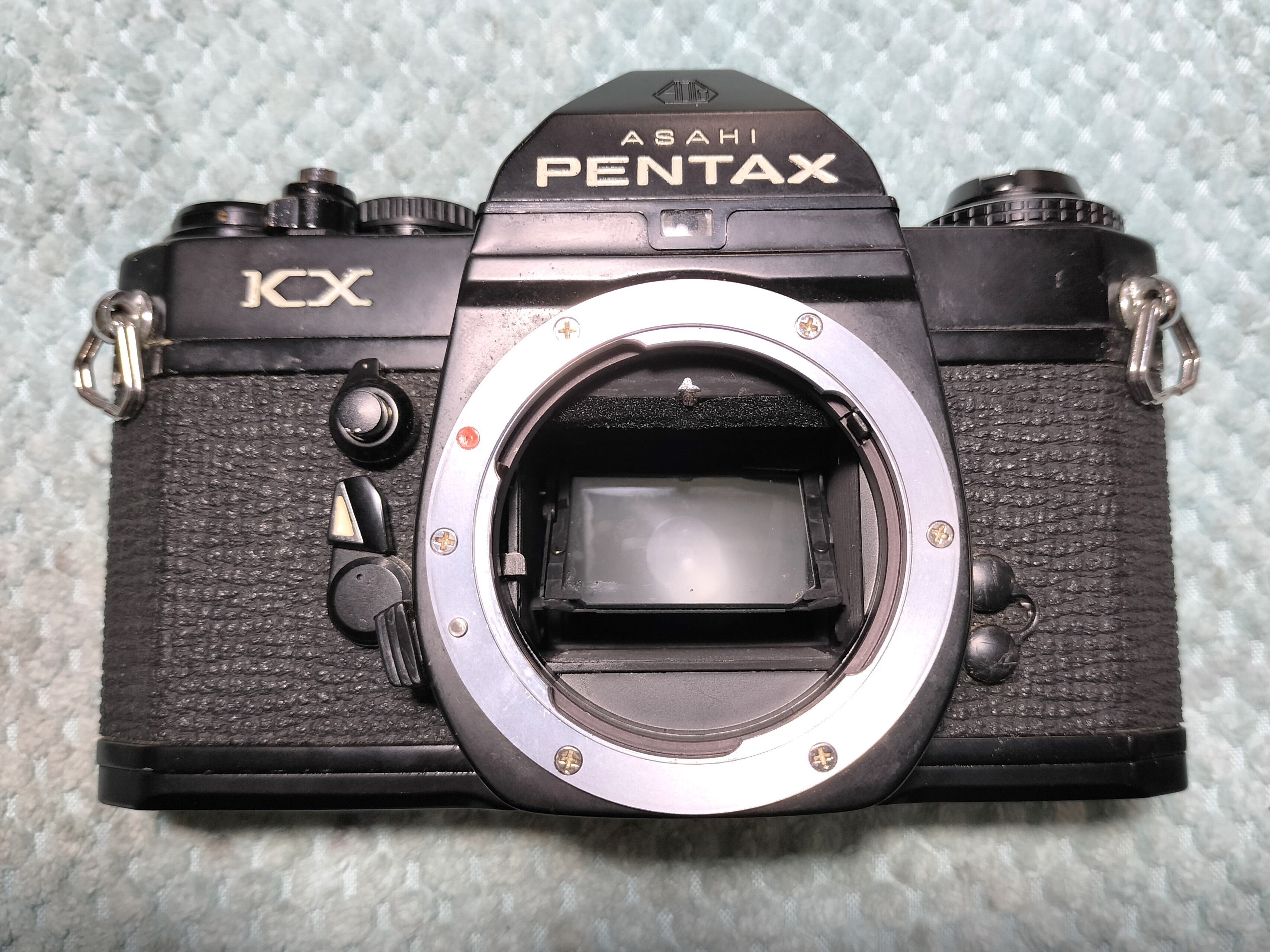Pentax KXの分解｜フィルムカメラ修理のアクアカメラ
