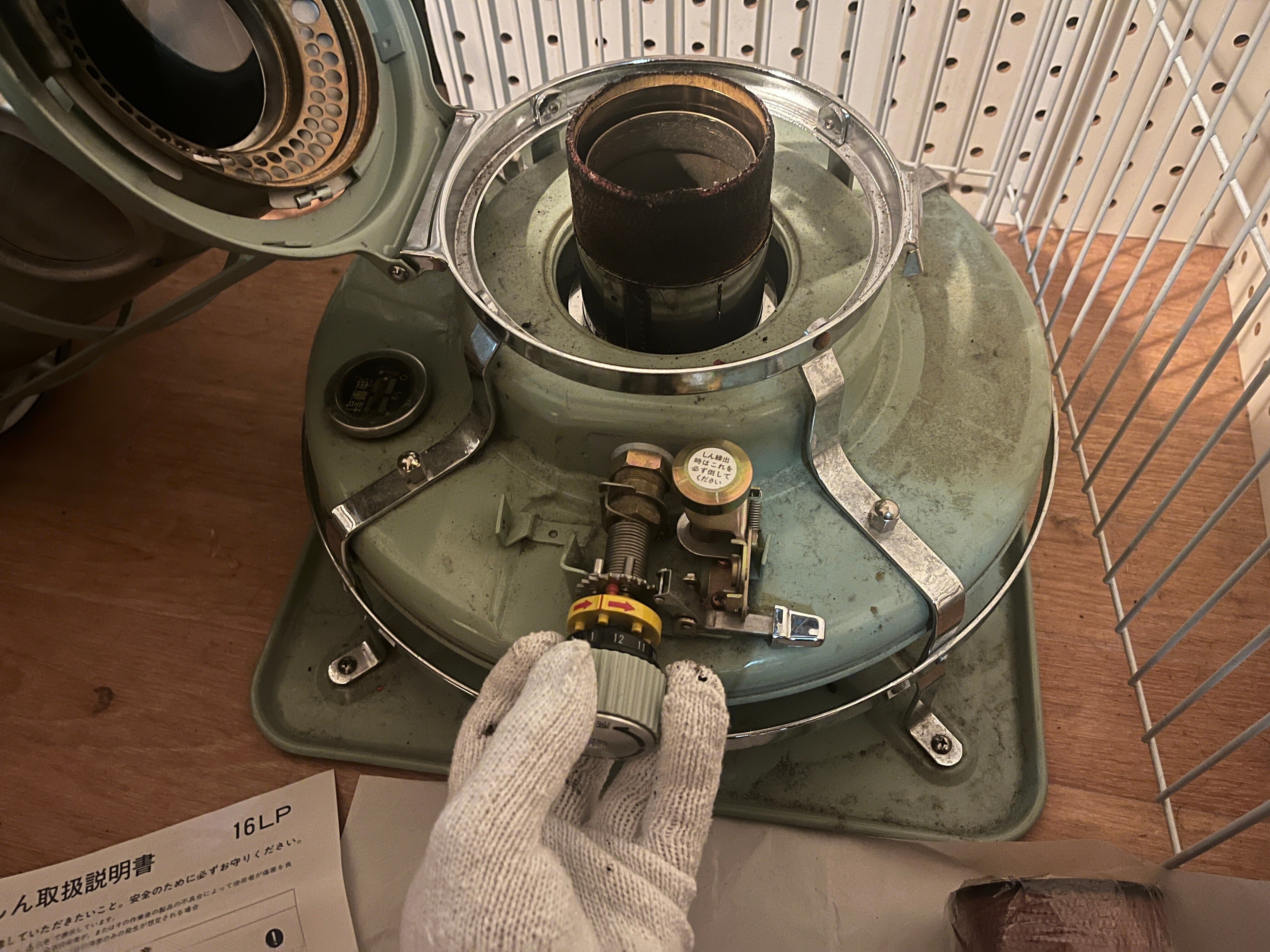 アラジンストーブ芯交換｜NAKADA Shugo