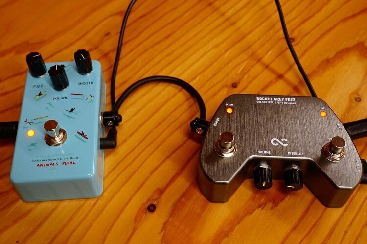 これが新時代のオクターブファズ！One Control Rocket Grey Fuzz、坂本
