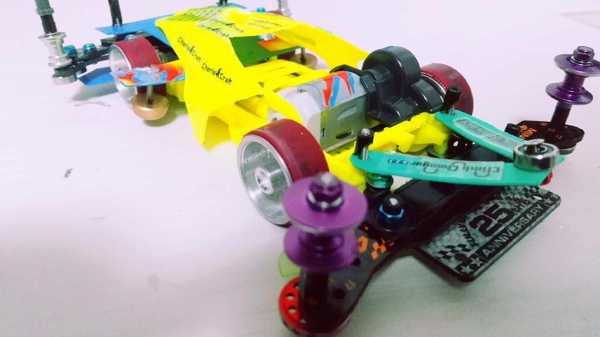 ミニ四駆を簡単に速くしたい⑯蛍光イエローのVZシャーシ良い！｜ミニ四