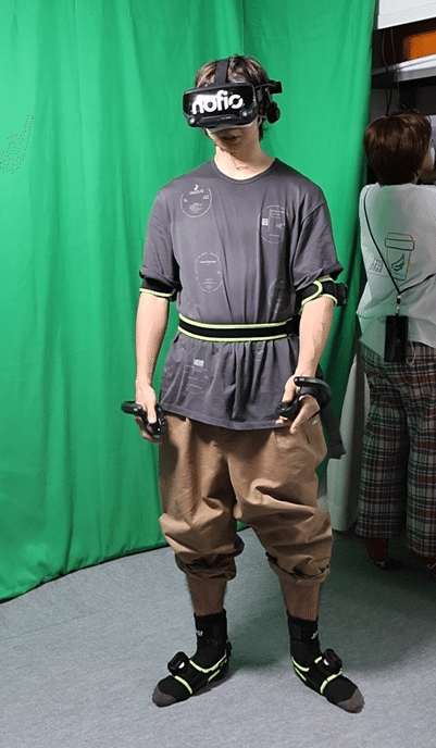 VRChatで好評！ EoZのVRトラッカー用ストラップで快適なVRライフを