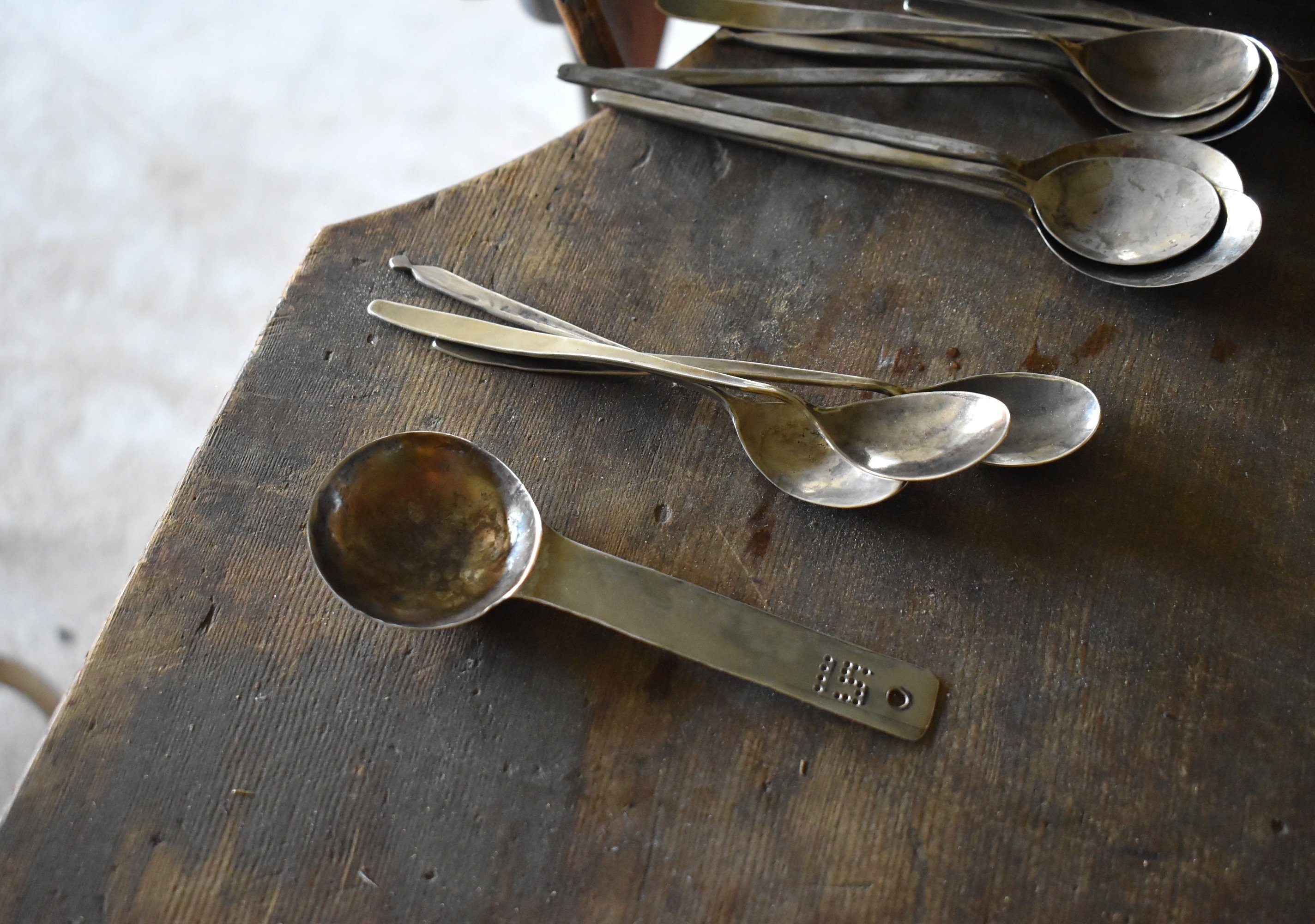 11月11日-11月24日 | 川地あや香 金工展｜恵文社 | 本にまつわる