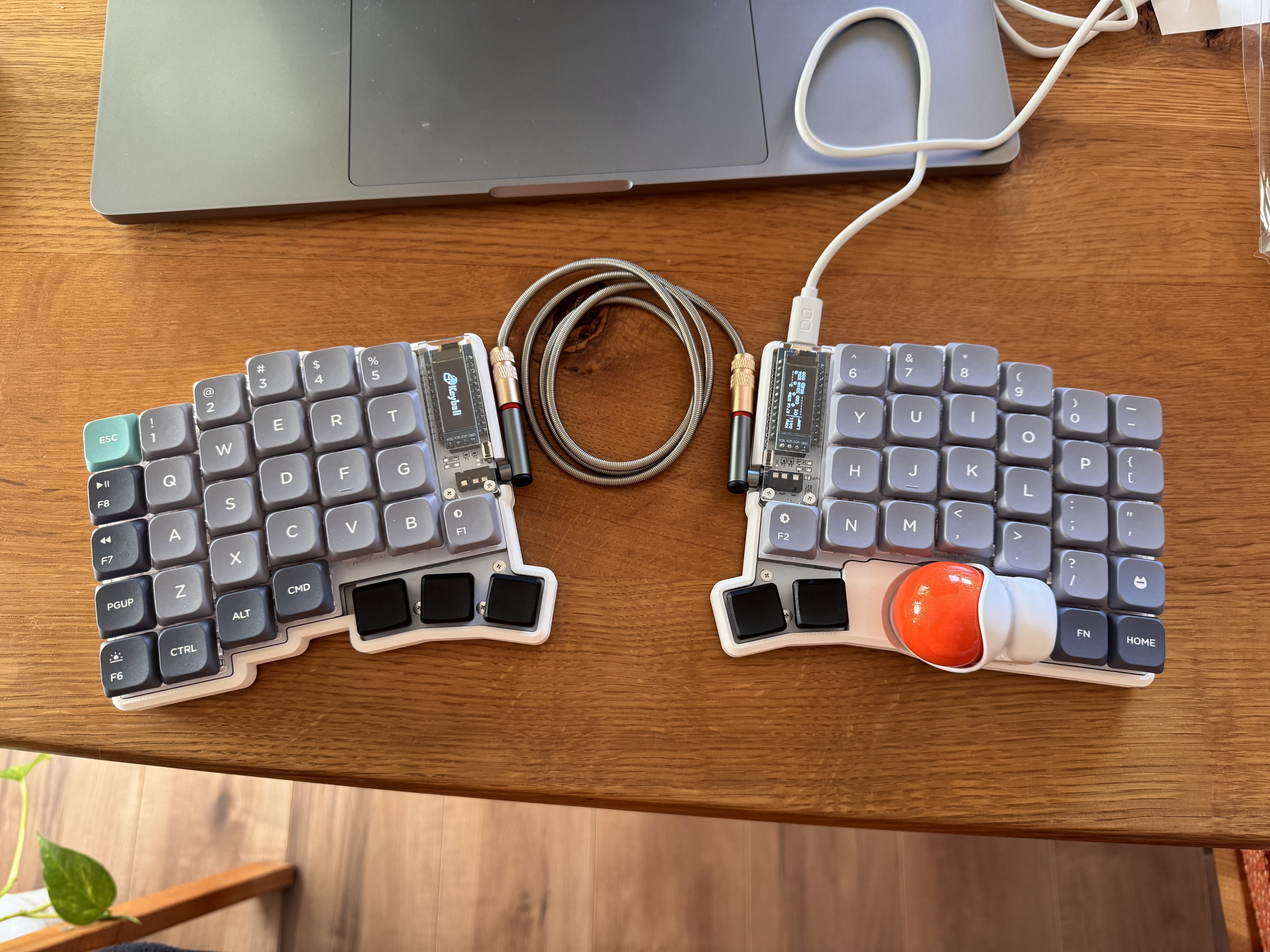 Keyballというキーボードの旅｜ryo watanabe