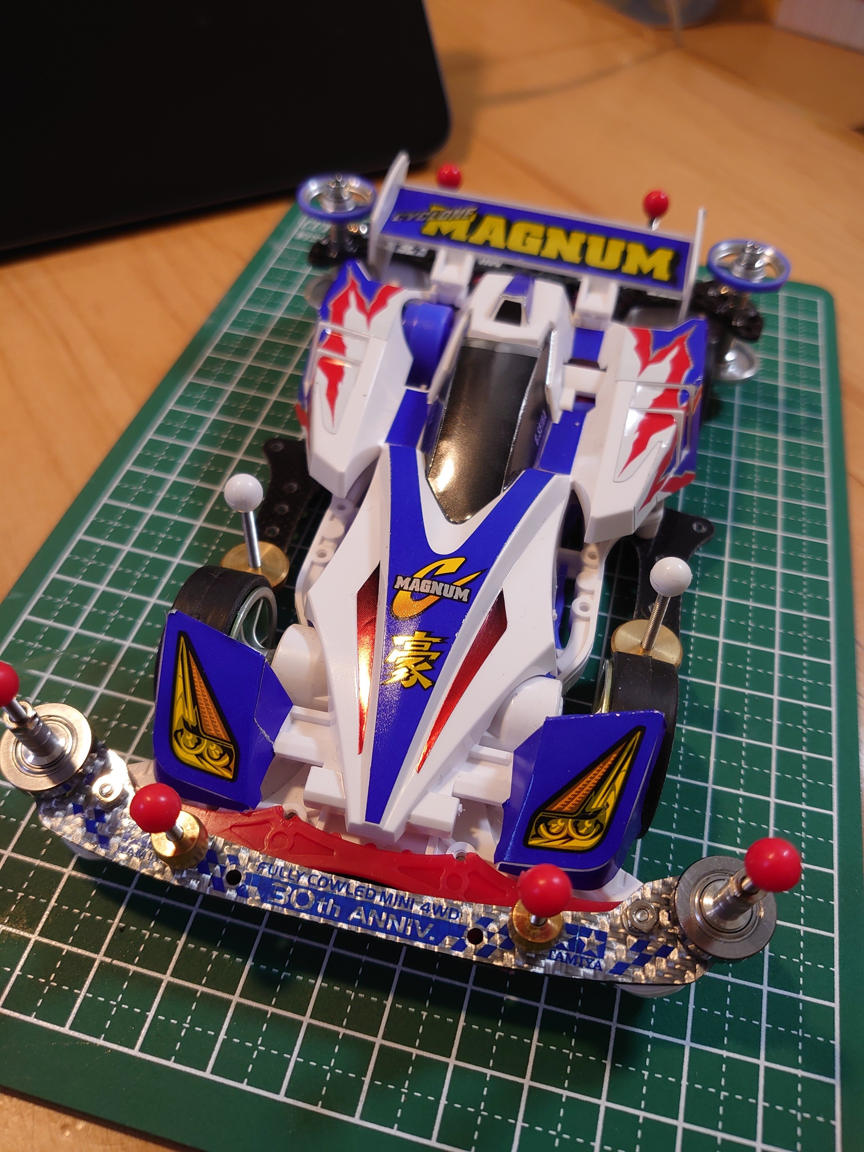 30年ぶりのミニ四駆｜はにゃん＠NICO-OZ