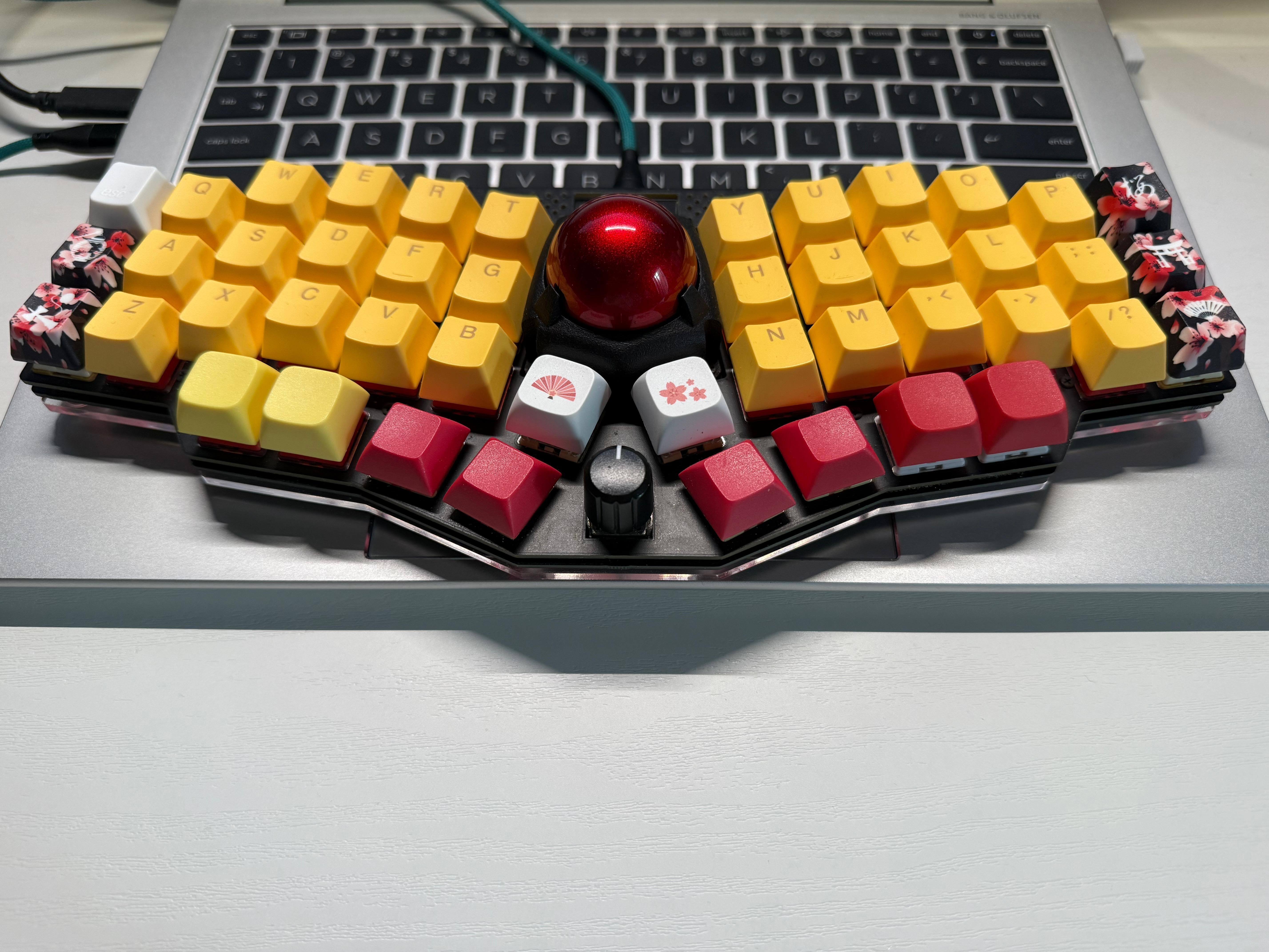 cocot46 plus、一体型のキーボードとしては理想的だった｜もつ