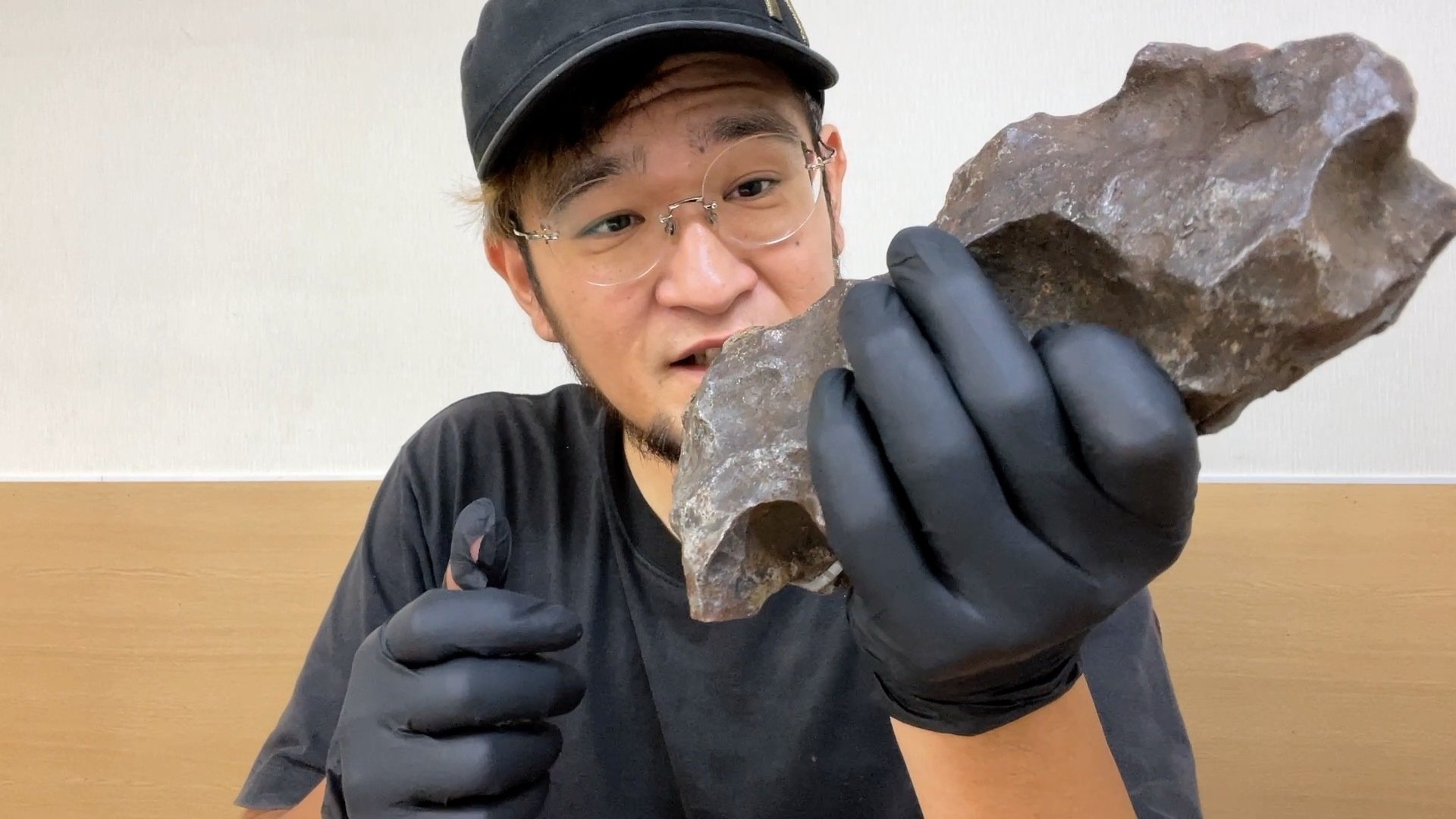 隕石観察】巨大ギベオンを切断してわかったウィドマンシュテッテン構造