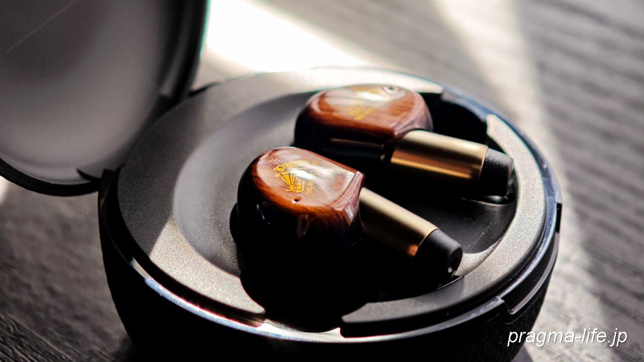 まるで「耳につける楽器」。Victor WOOD Master レビュー。木が奏でる