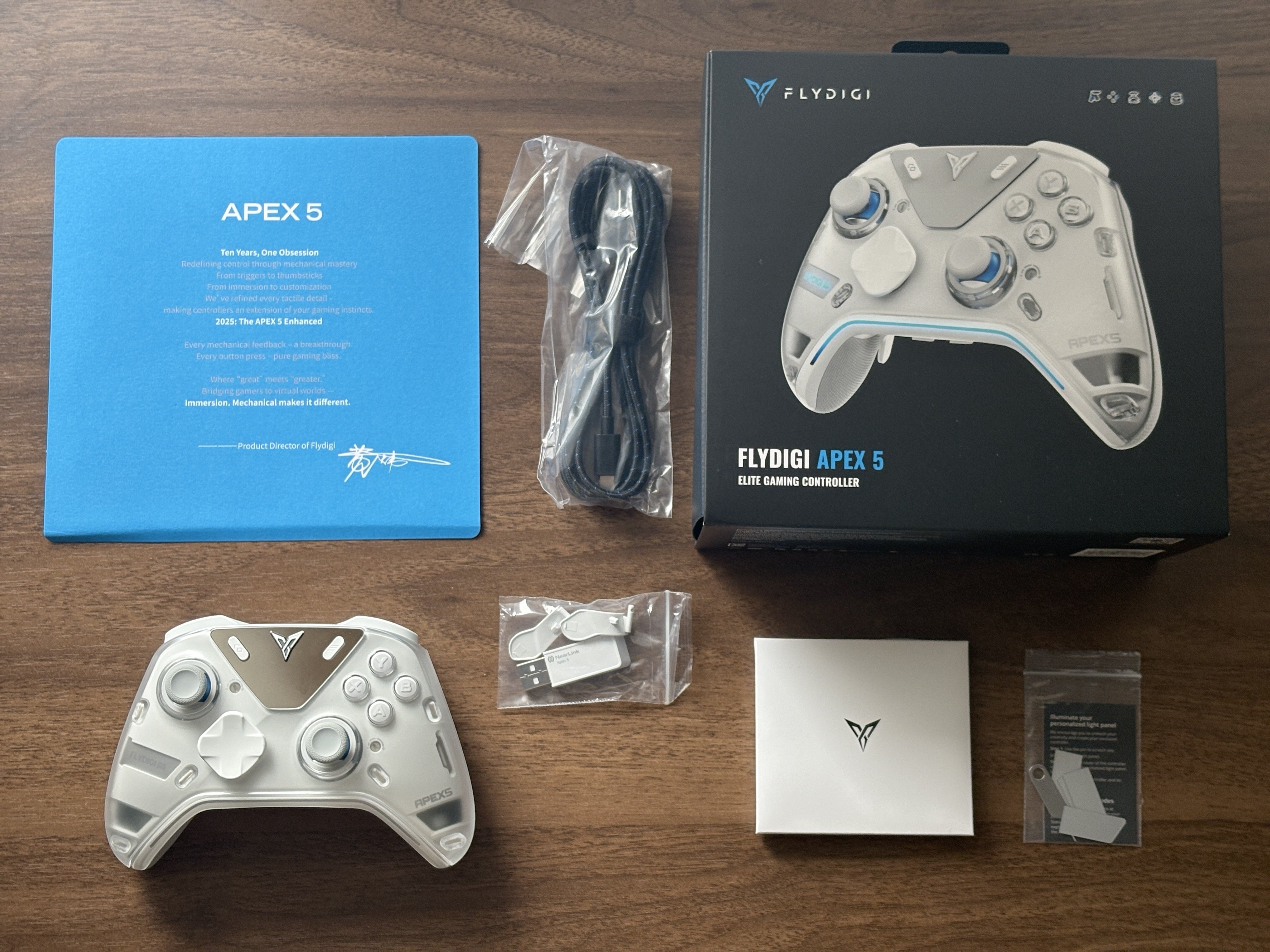 Flydigi APEX 5 レビュー｜Spine