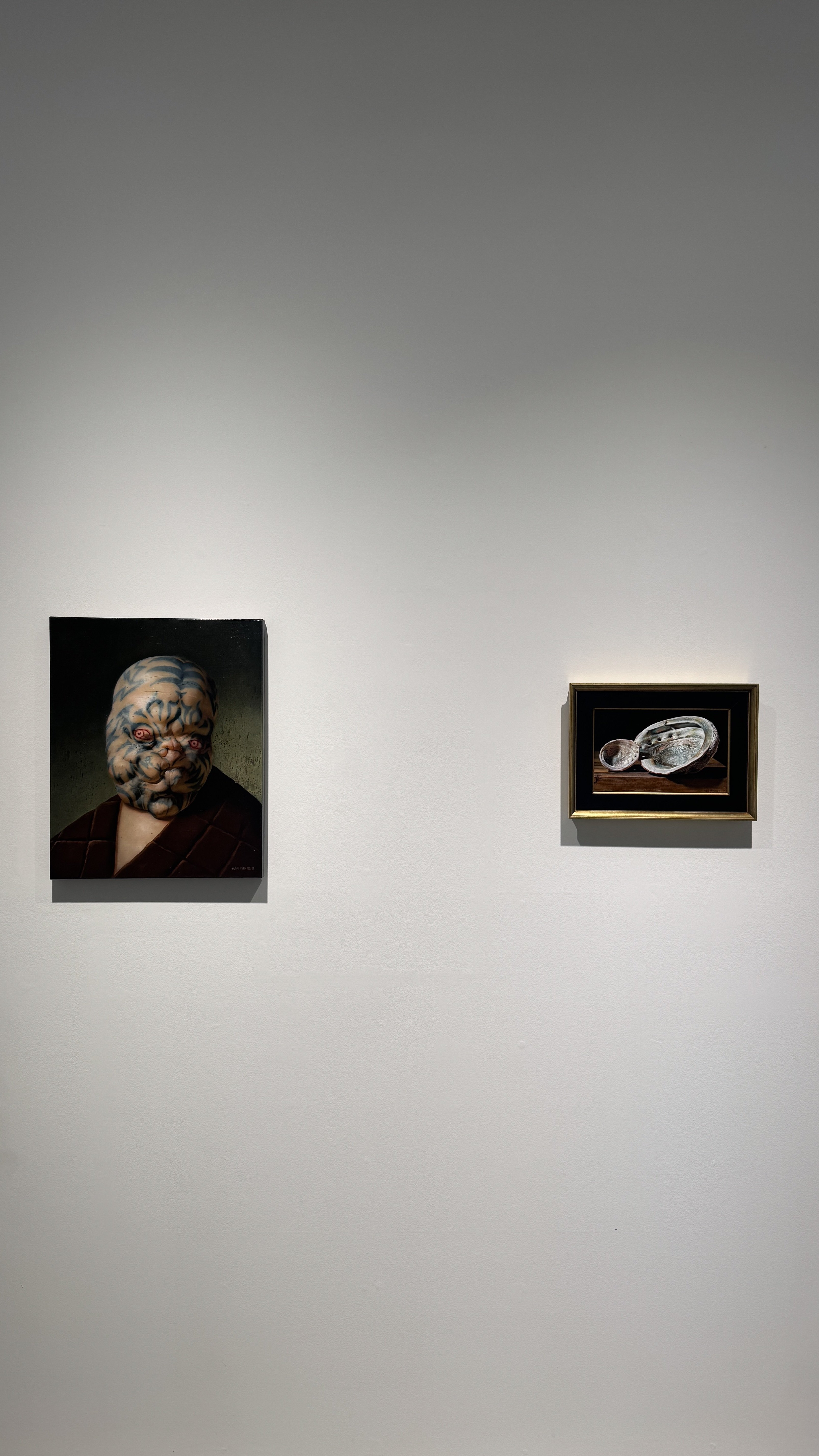 グロテスクは終わったのか？ クリスチャン・レックス・ヴァン・ミネン