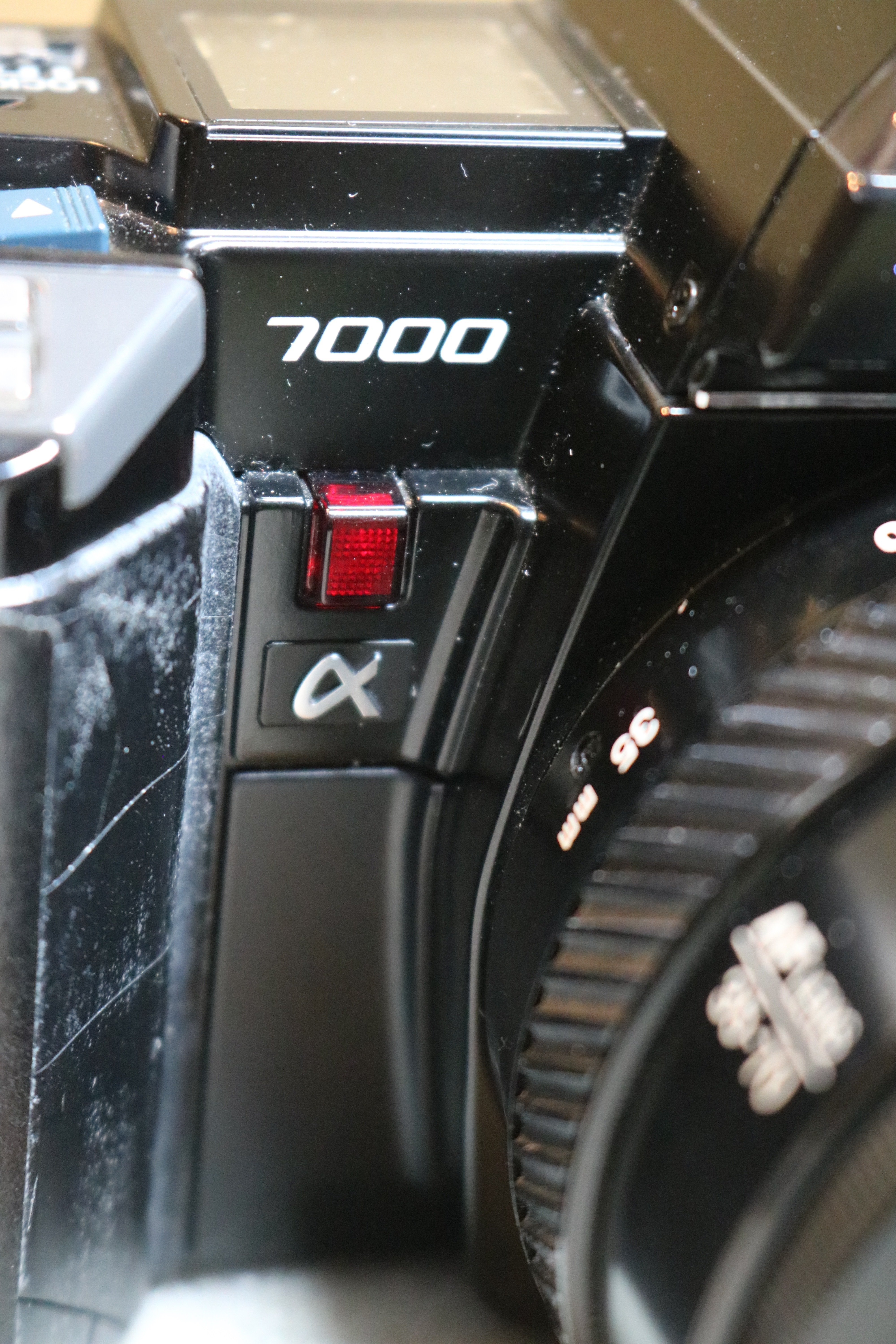 唯一無二のデザイン？ MINOLTA α7000｜Kaishi