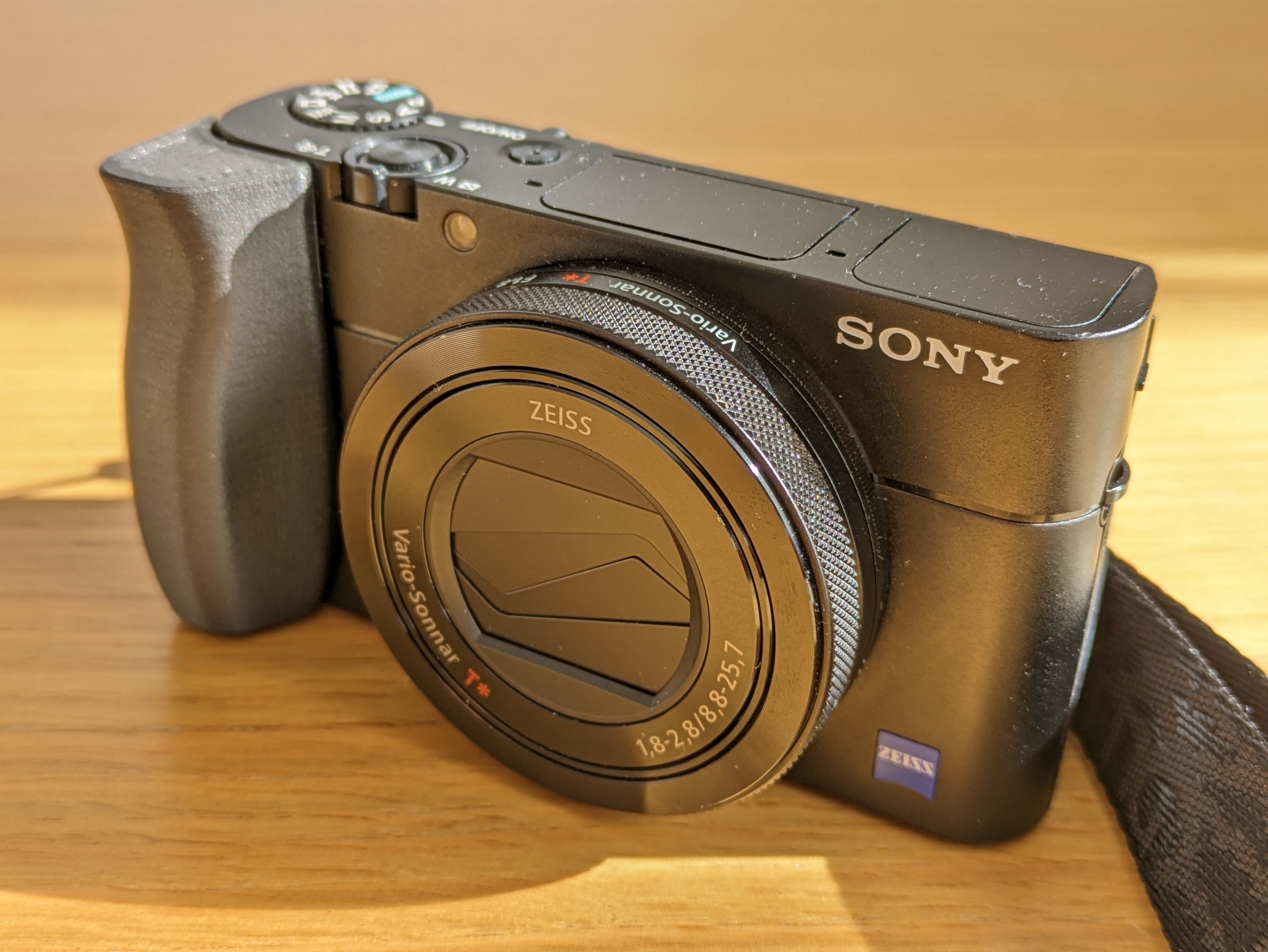 旅の新しい相棒 SONY RX100V｜ytkampf_fps0