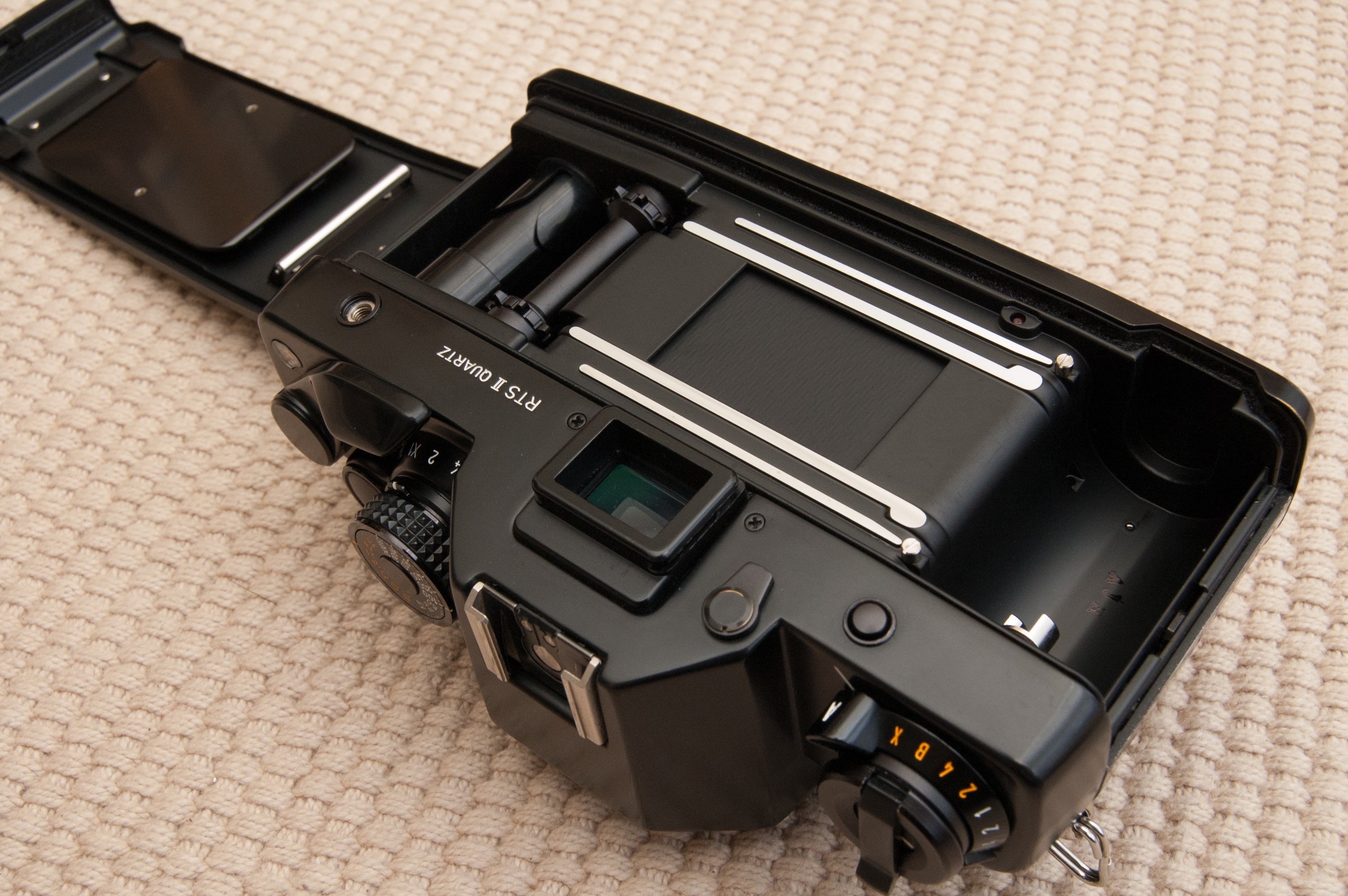 カメラ遍歴 3] CONTAX RTS II Carl Zeissのためのカメラ｜おーだん