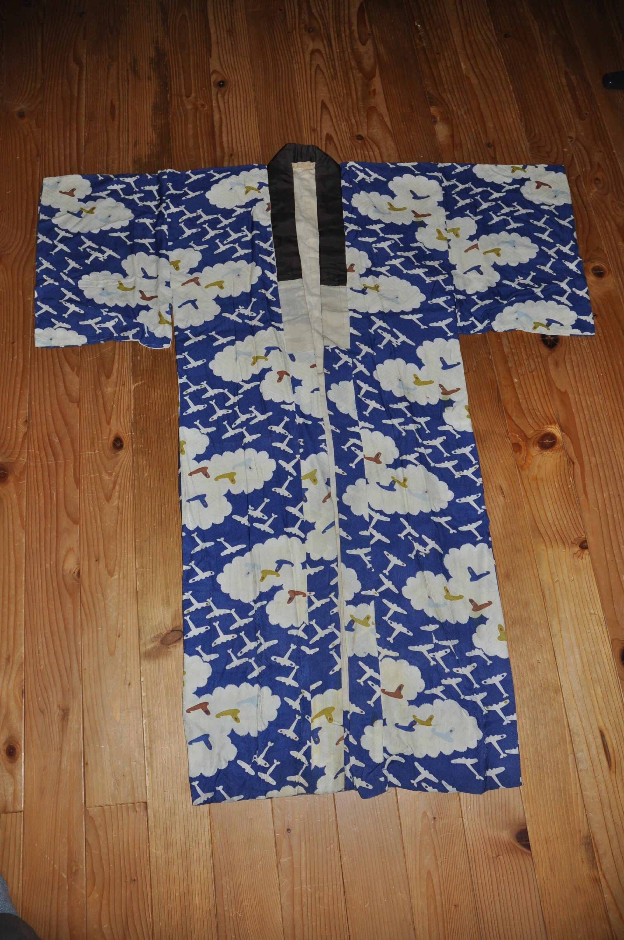 着物や浴衣も戦時に迎合ー商売が戦時下の雰囲気を一層盛り上げ｜信州